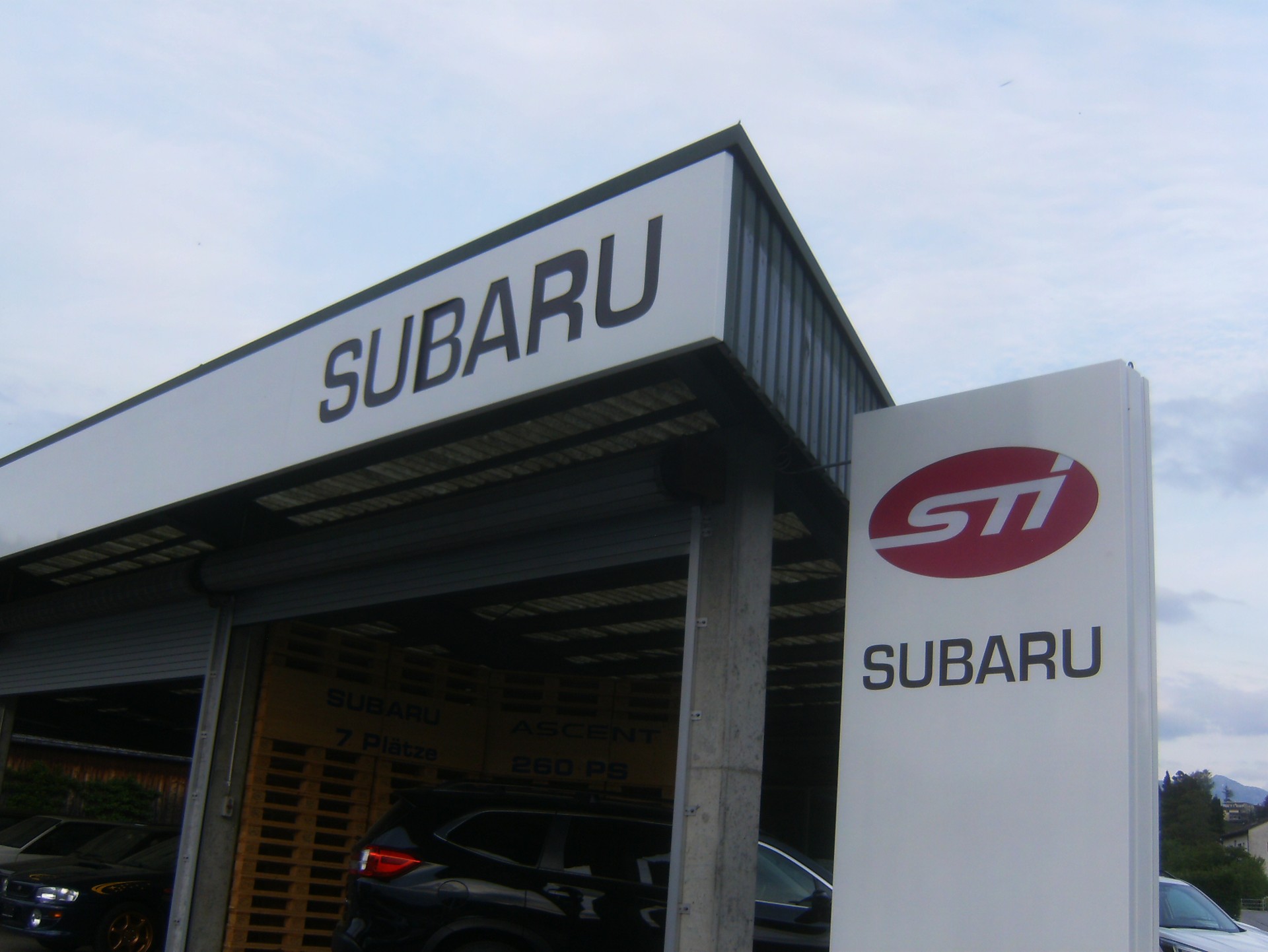 SUBARU Impreza 2.0R Swiss-showroom-element-1