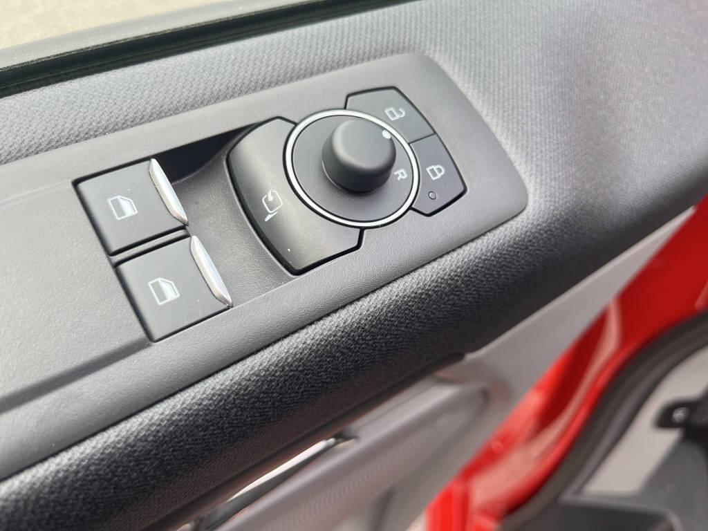 FORD Transit C Nugget 320 L1 2.0 EcoBlue 170 Titanium-image-20