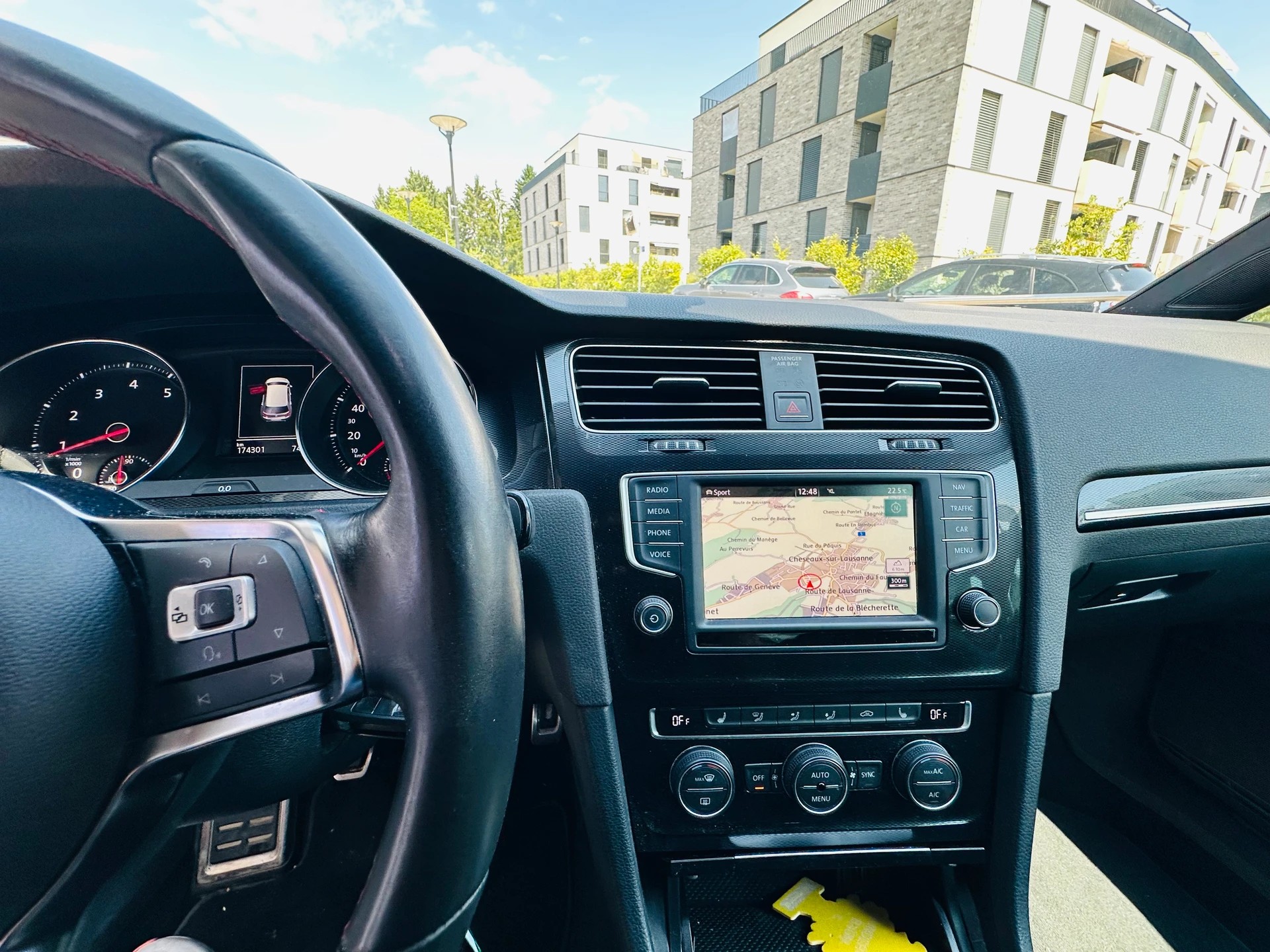 VW Golf 2.0 TSI GTI-image-9