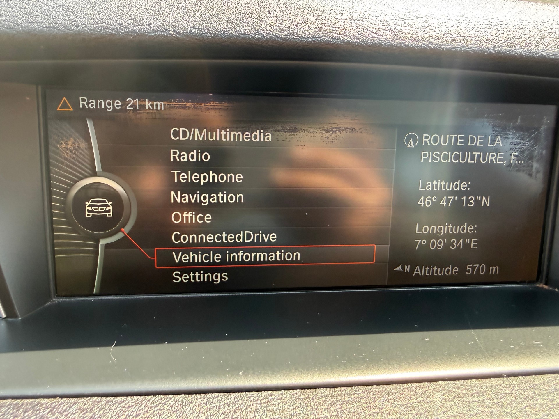 BMW X1 xDrive 18d xLine-image-26