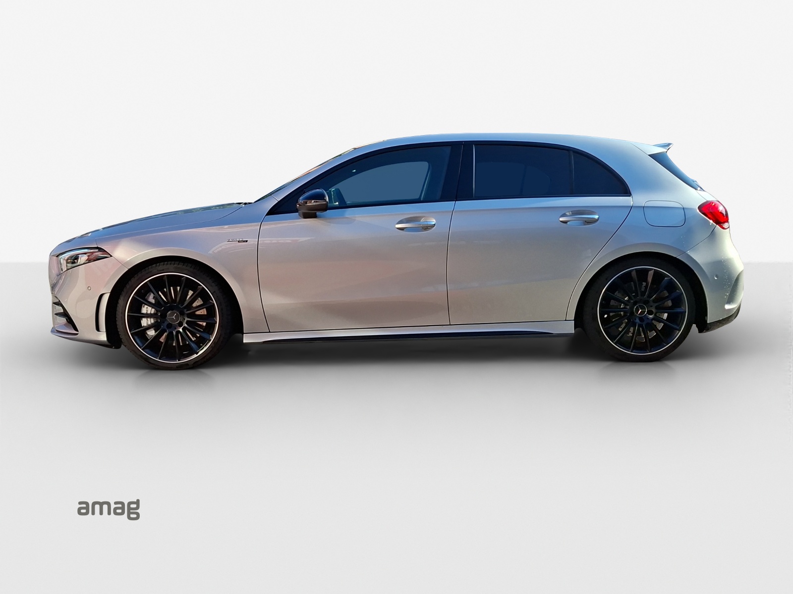 MERCEDES-BENZ A 35 AMG 4Matic Speedshift-showroom-element-1