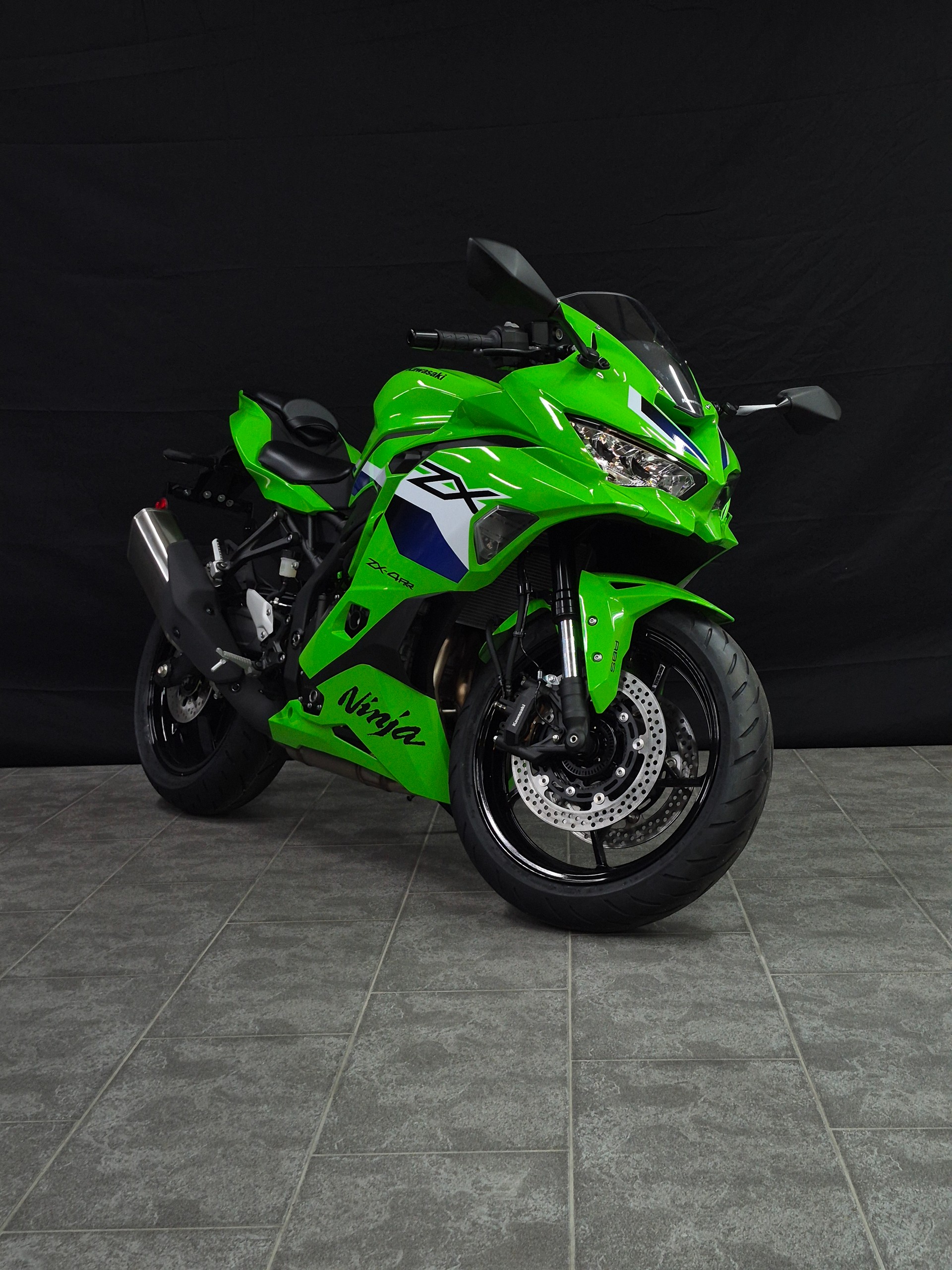 KAWASAKI Ninja ZX-4RR (35kW)-image-7