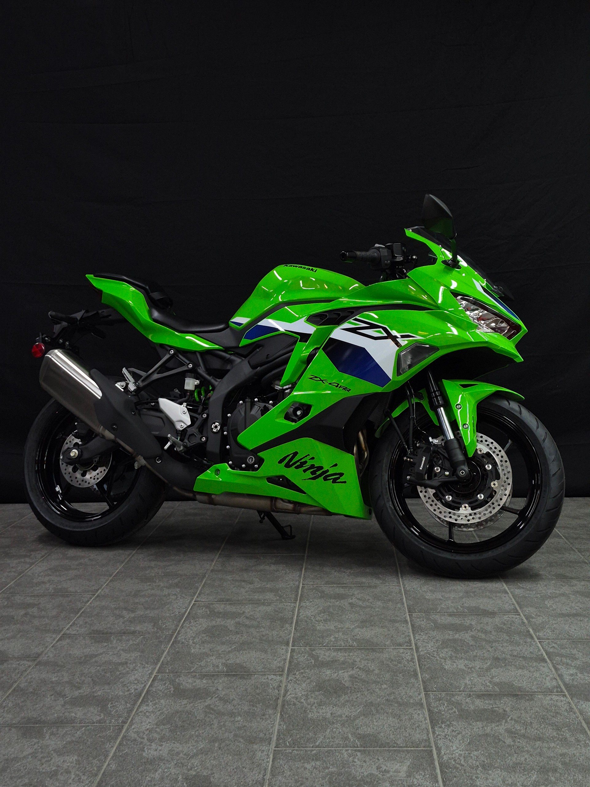 KAWASAKI Ninja ZX-4RR (35kW)-image-11