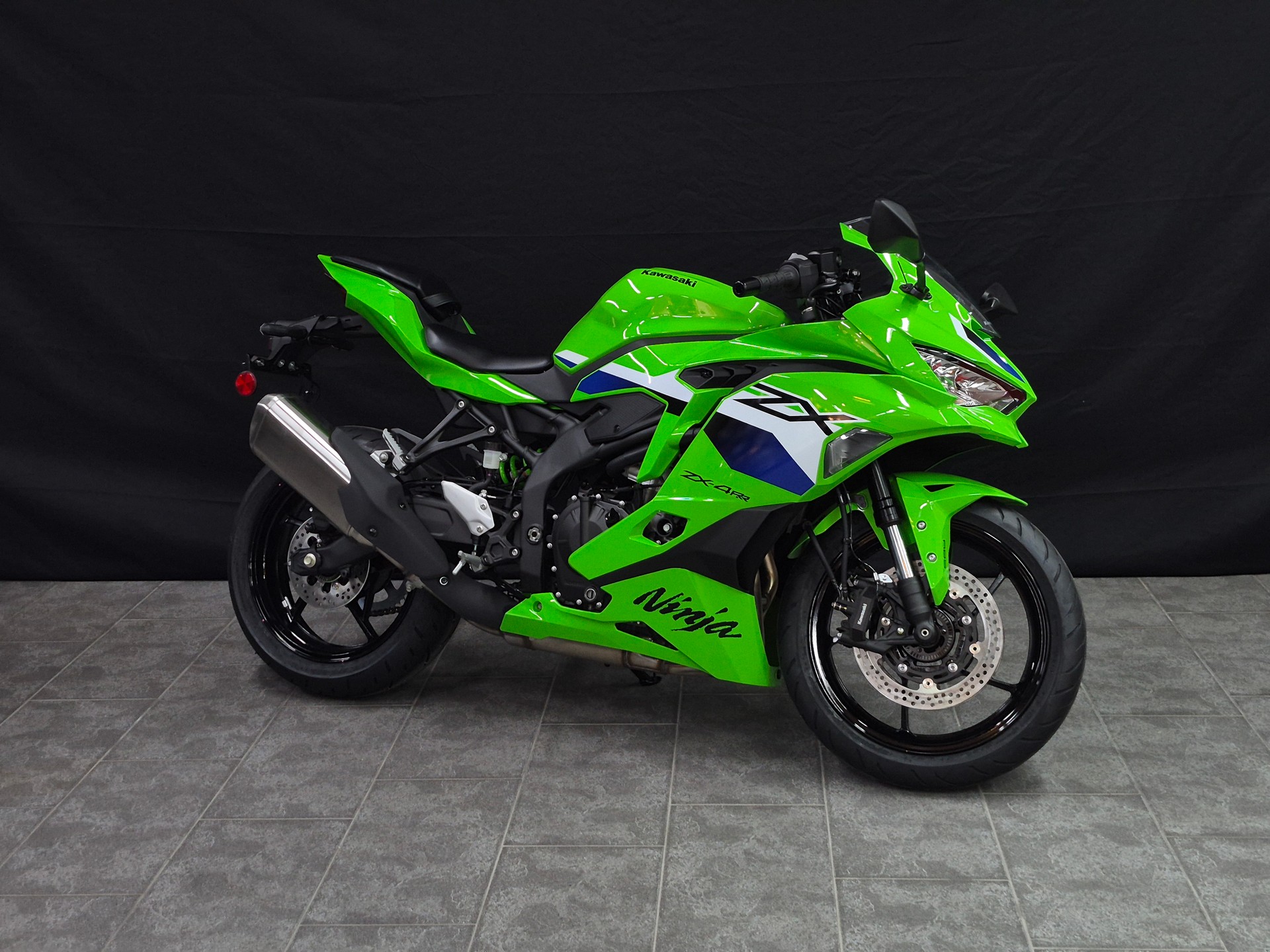 KAWASAKI Ninja ZX-4RR (35kW)-image-10