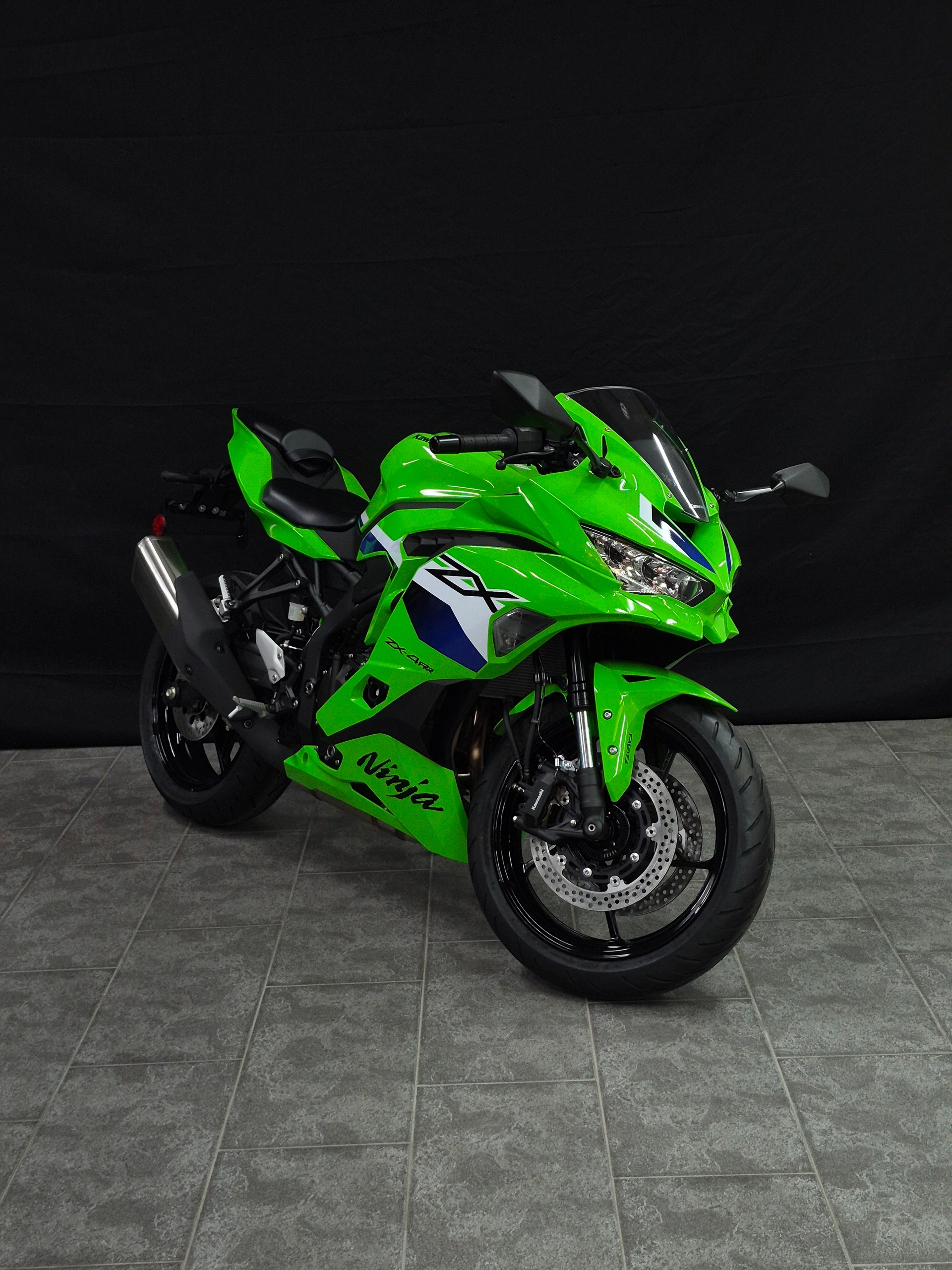 KAWASAKI Ninja ZX-4RR (35kW)-image-8