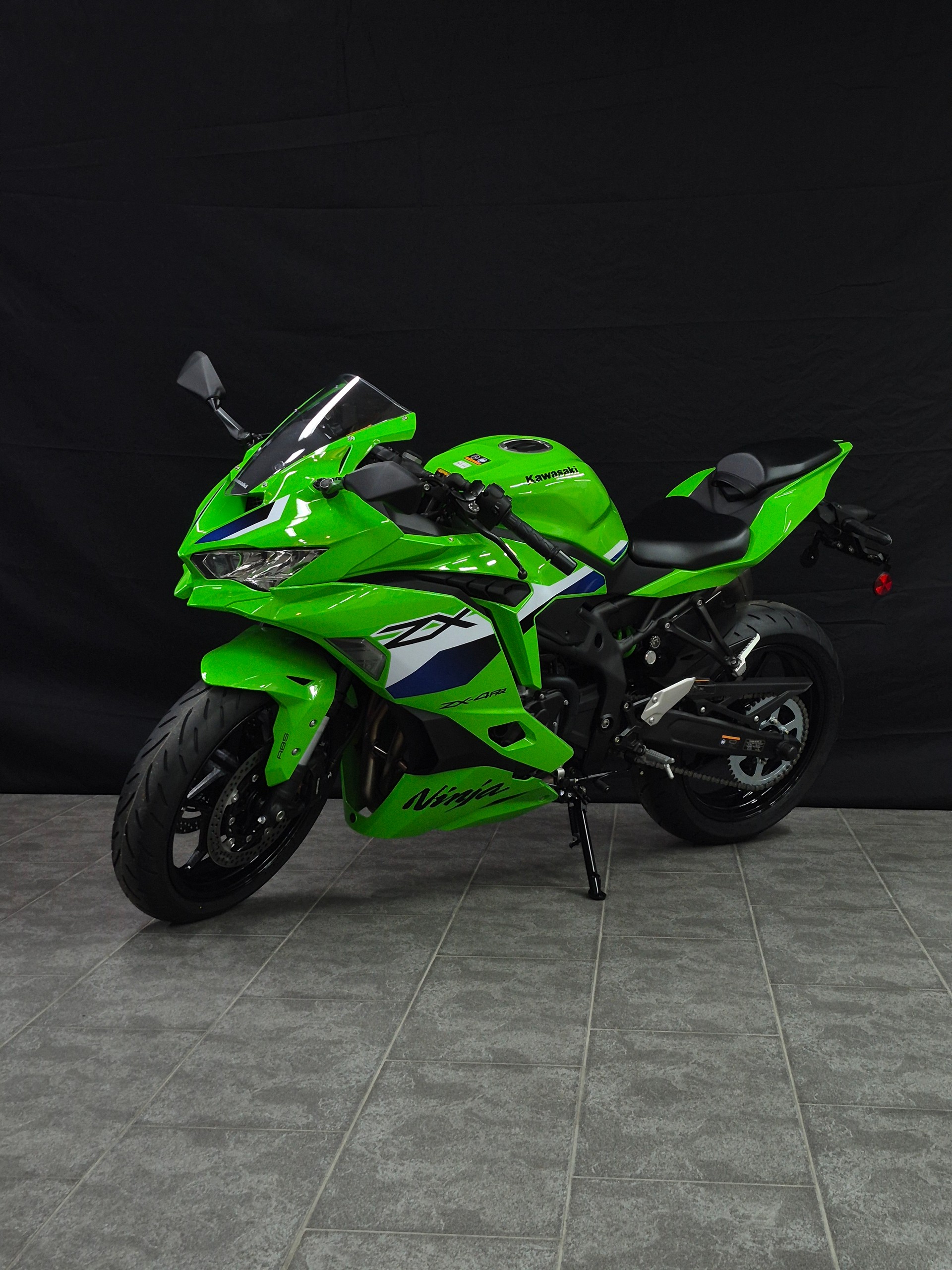 KAWASAKI Ninja ZX-4RR (35kW)-image-1