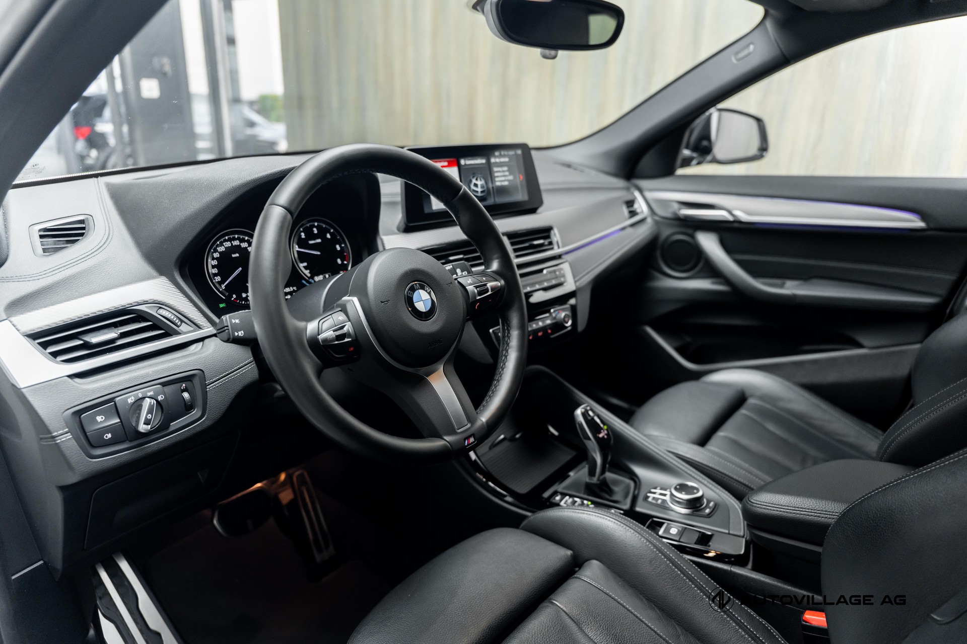 BMW X2 xDrive 20d M Sport Steptronic-showroom-element-3