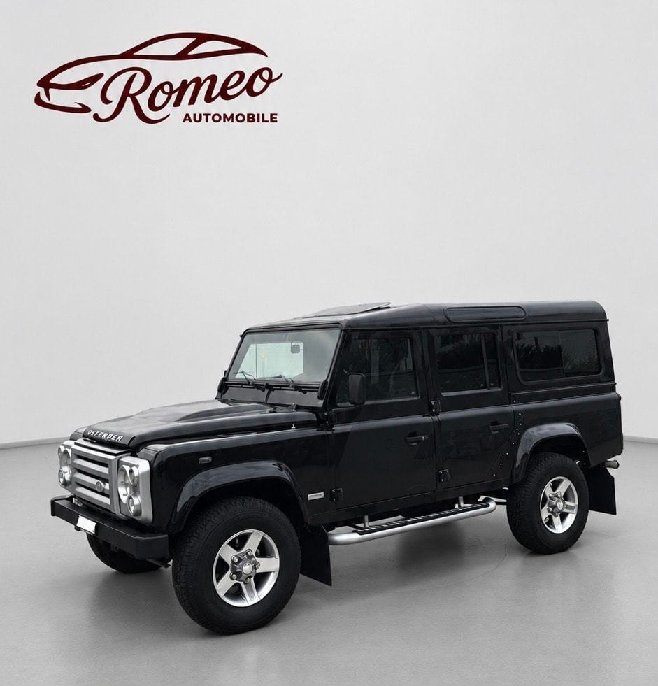 LAND ROVER Defender 110 SW 2.4Tdc SVX ** 60th Anniversary ** nur 52'000 km ** Sammlerfahrzeug **