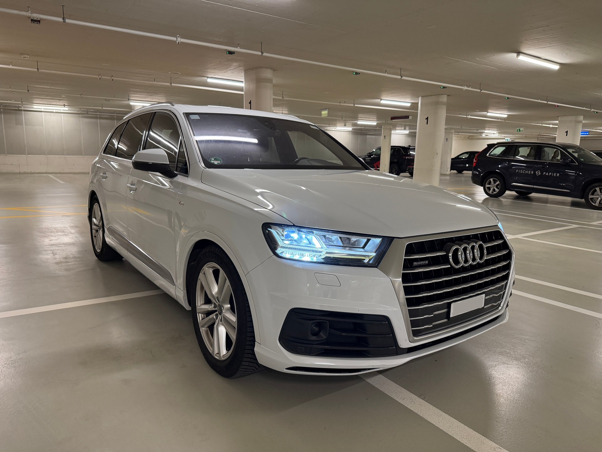AUDI 3.0 V6 TDI 272 quattro T-Tronic