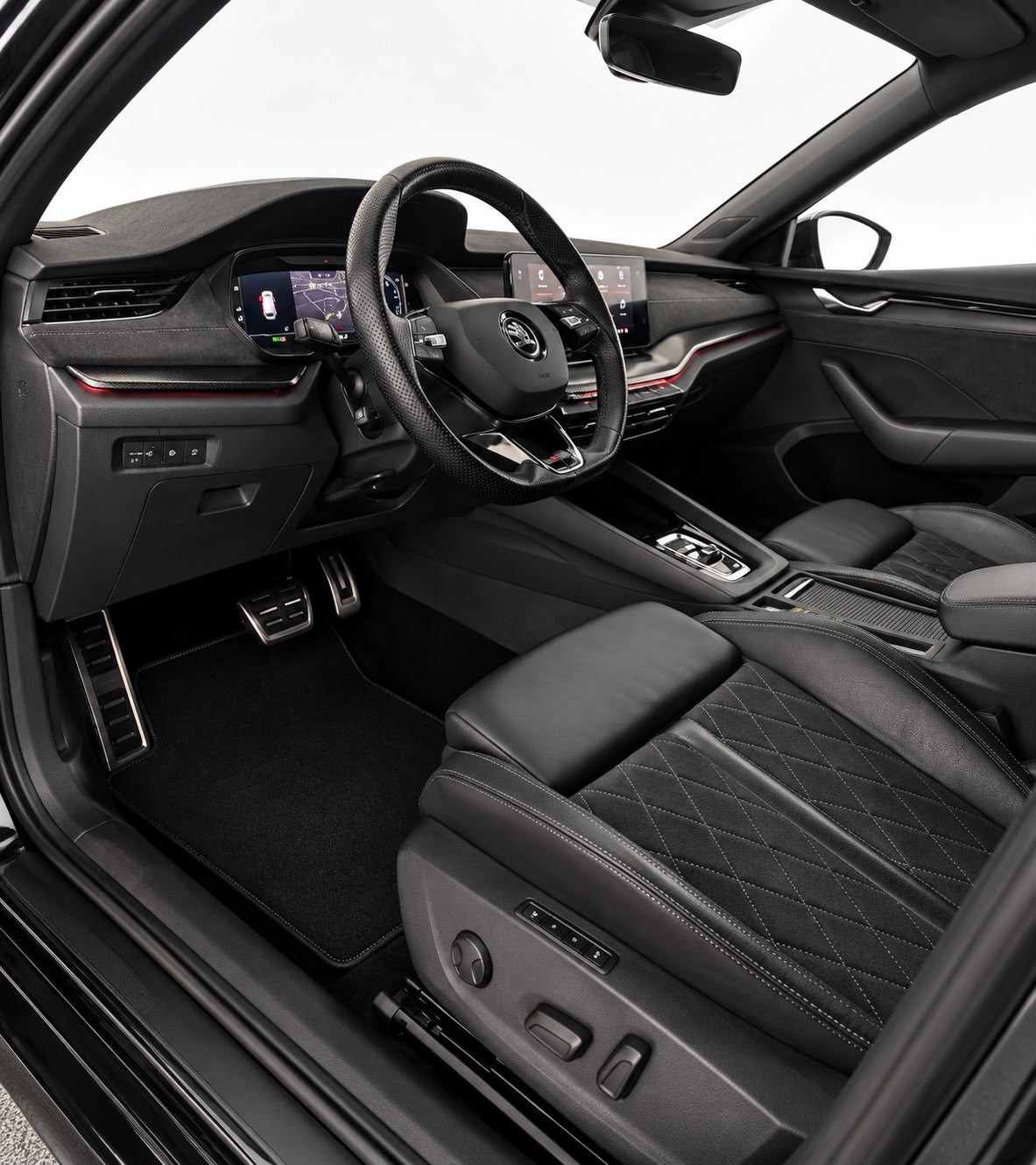 SKODA Octavia Combi 2.0 TDI DSG RS 4x4-image-5