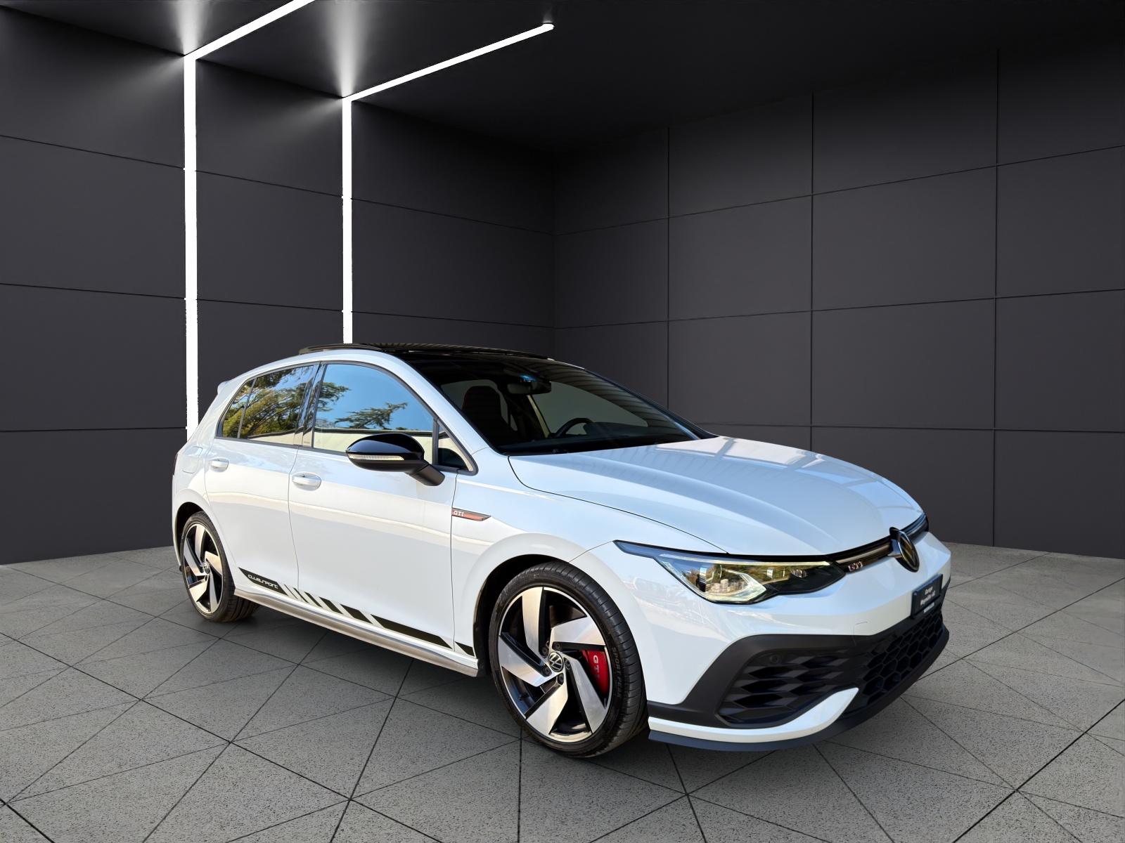 VW Golf 2.0 TSI GTI Clubsport 45 DSG-showroom-element-1