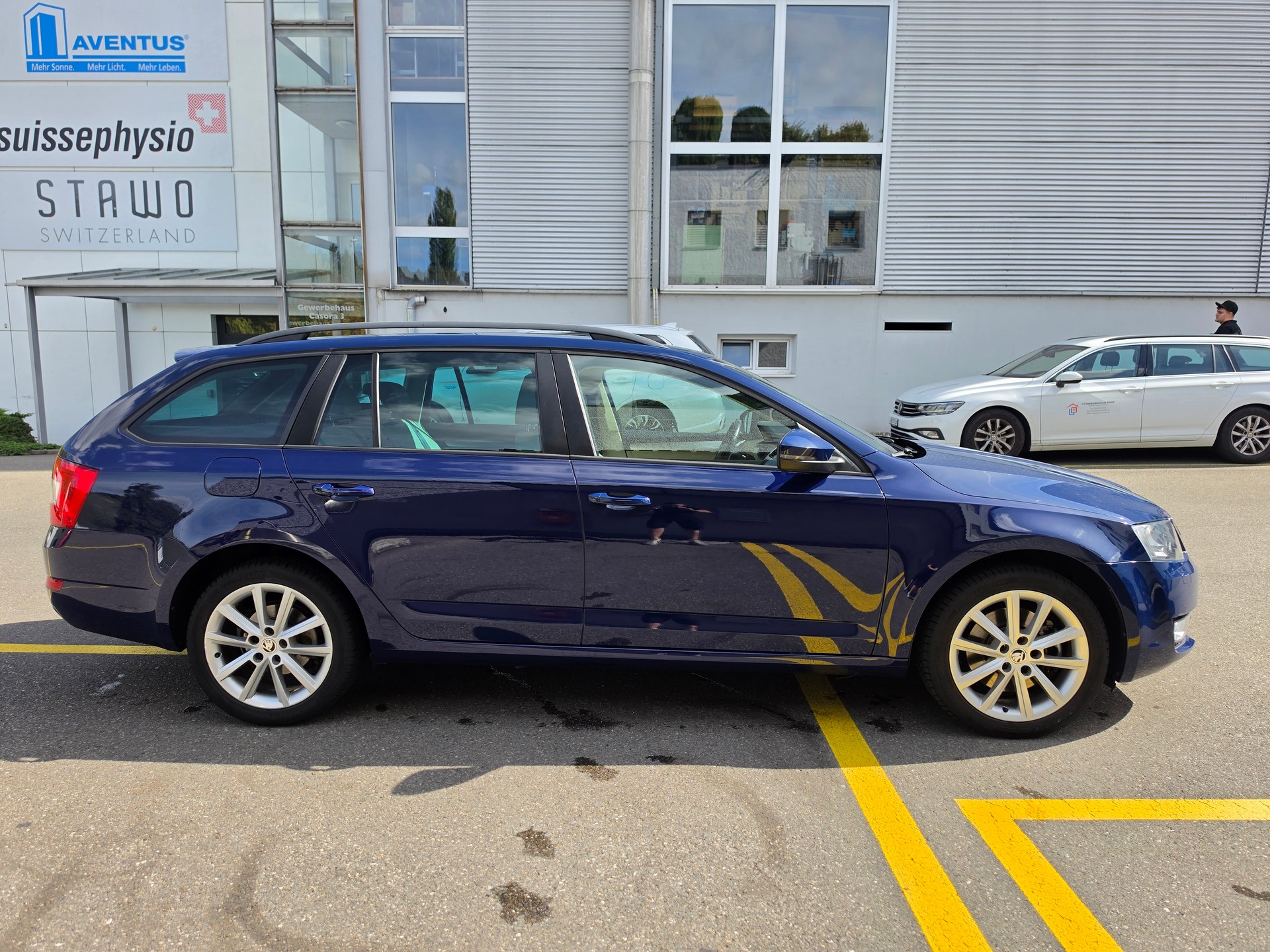 SKODA Octavia Combi 1.8 TSI Elegance 4x4 DSG-showroom-element-3
