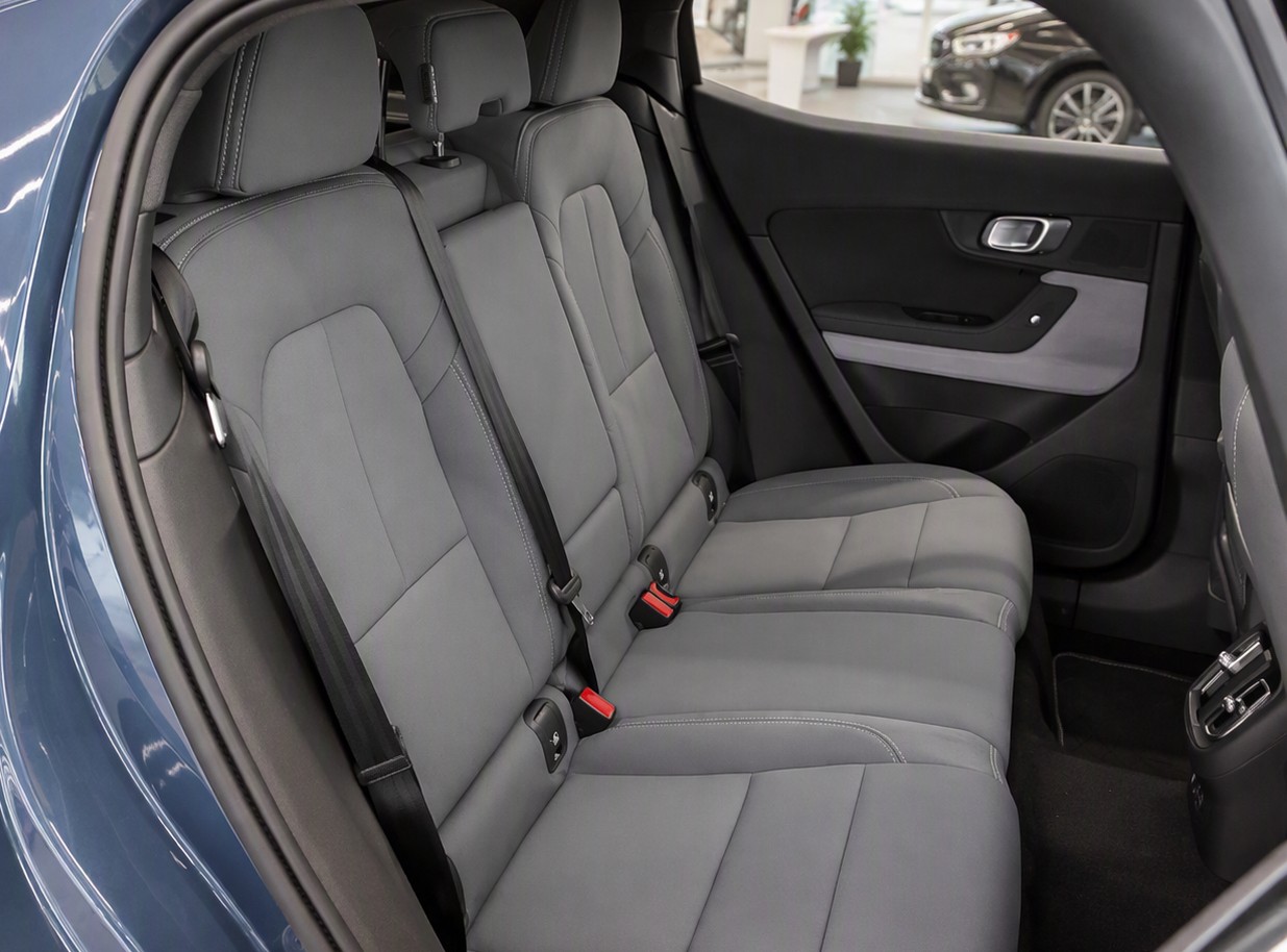 POLESTAR Polestar 2 Long Range / Swiss Edition-image-6