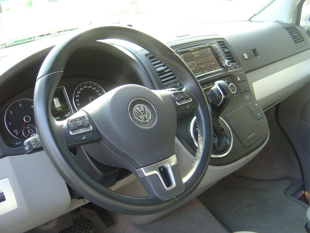 VW T5 California 2.0 Bi-TDI Comfortline Travel 4Motion-image-2