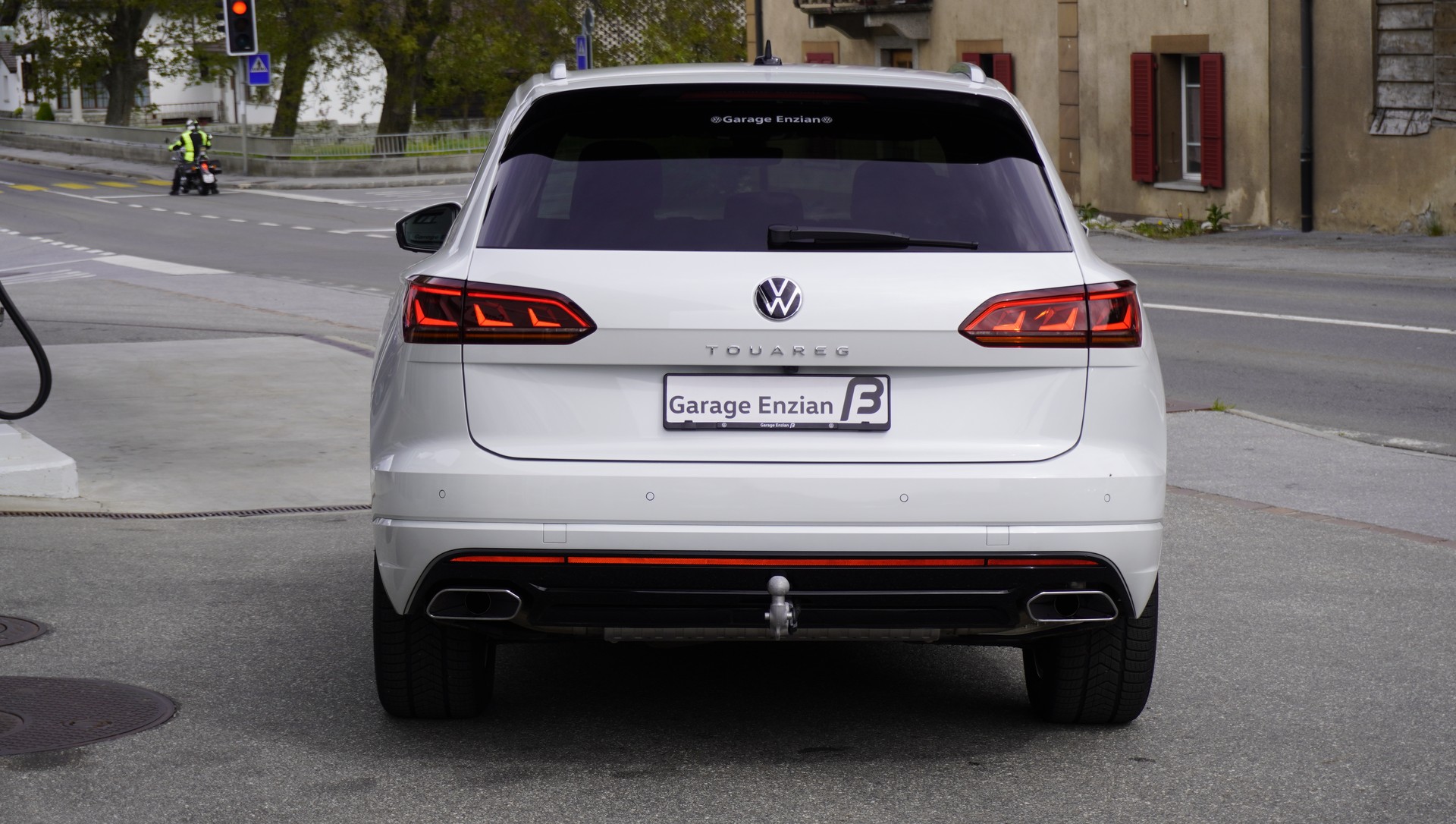 VW Touareg 3.0 TDI R Line Tiptronic-image-8