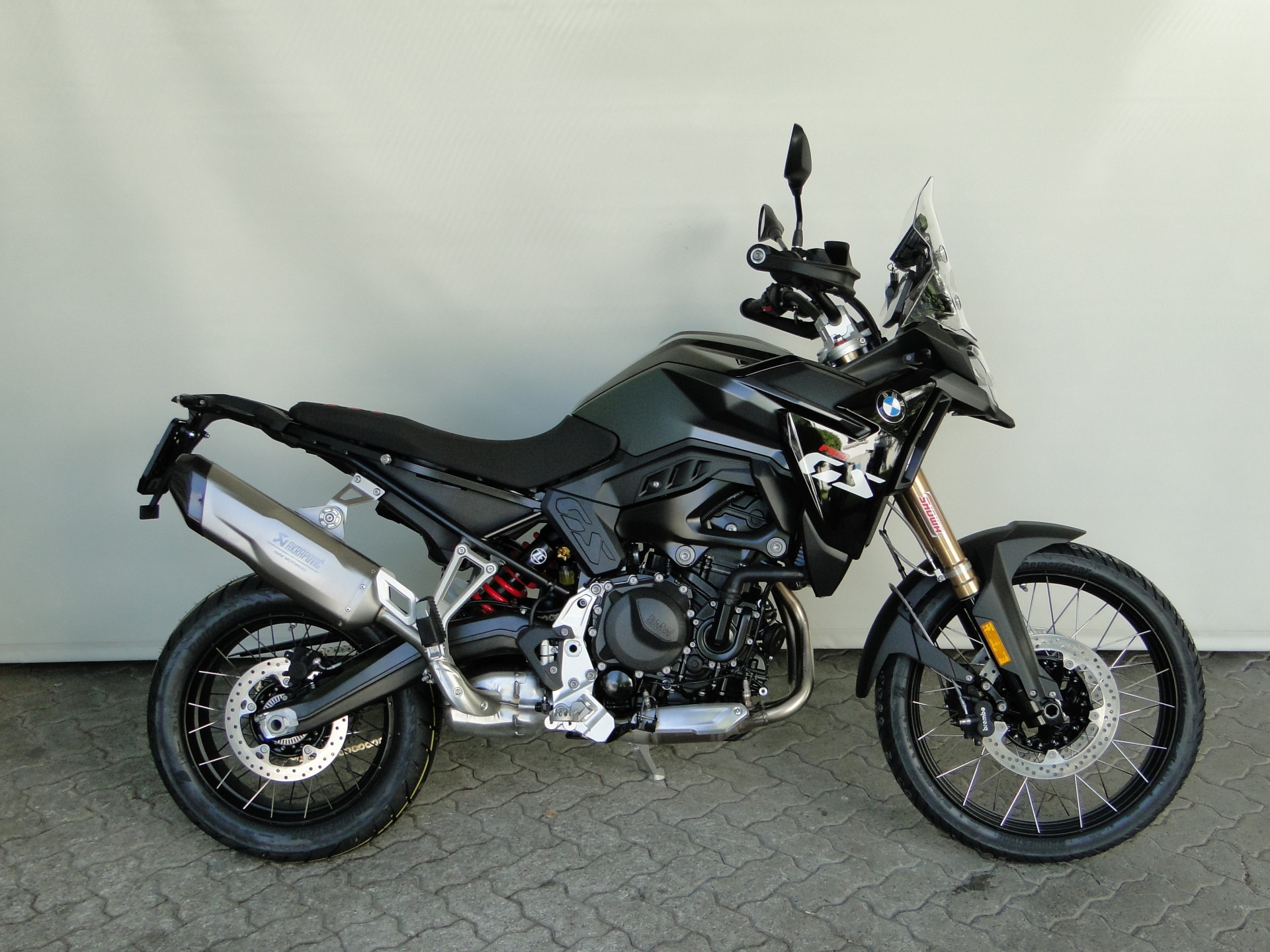 BMW F 900 GS Enduro-Paket Pro-image-2