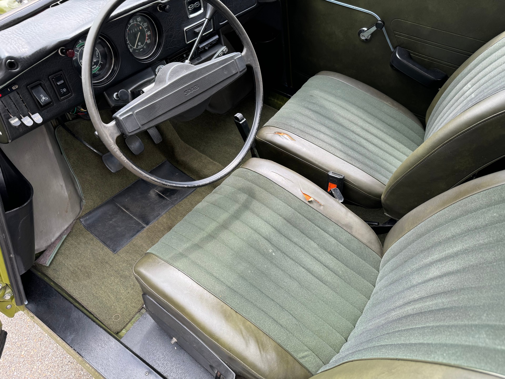 SAAB 96-image-12