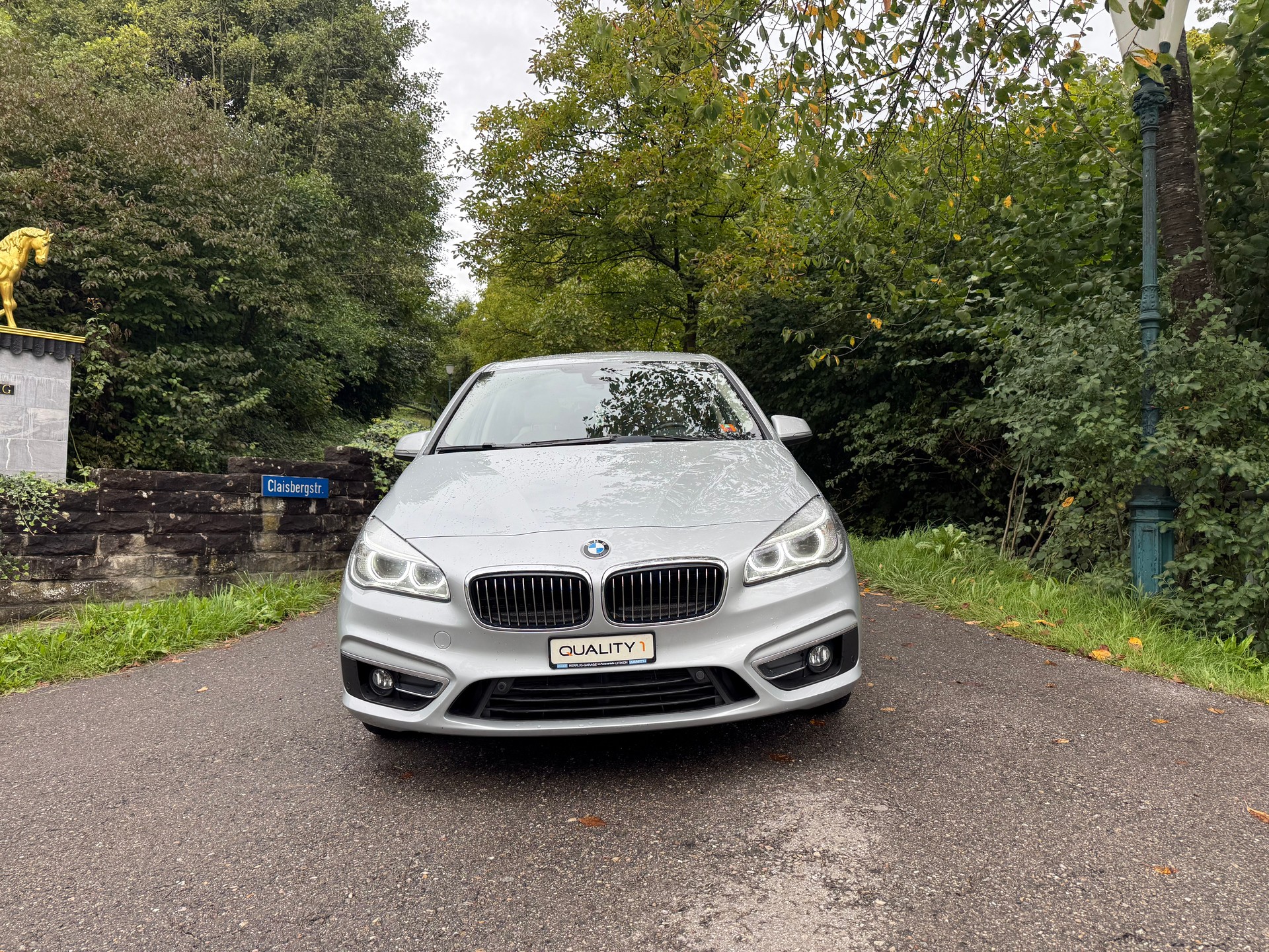 BMW 225i xDrive Active Tourer Luxury Line Steptronic-showroom-element-2