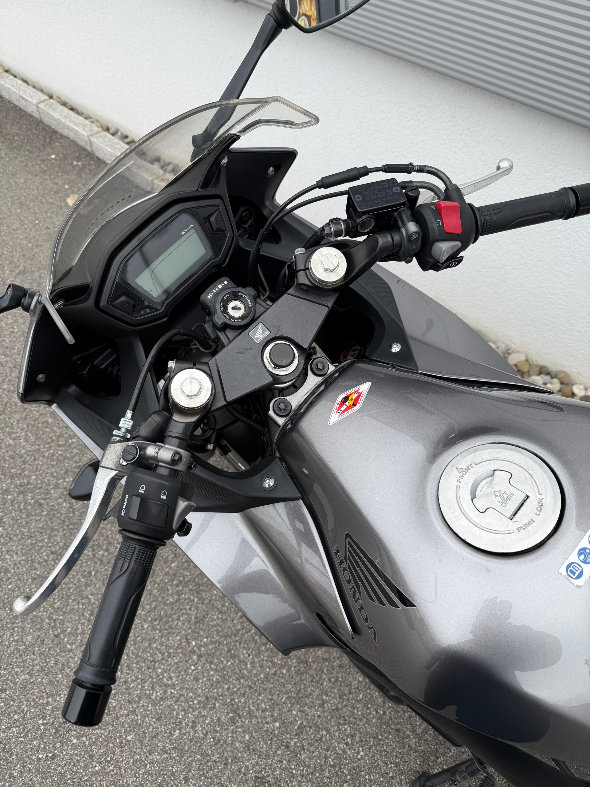 HONDA CBR 500 RA ABS (35kW)-image-6
