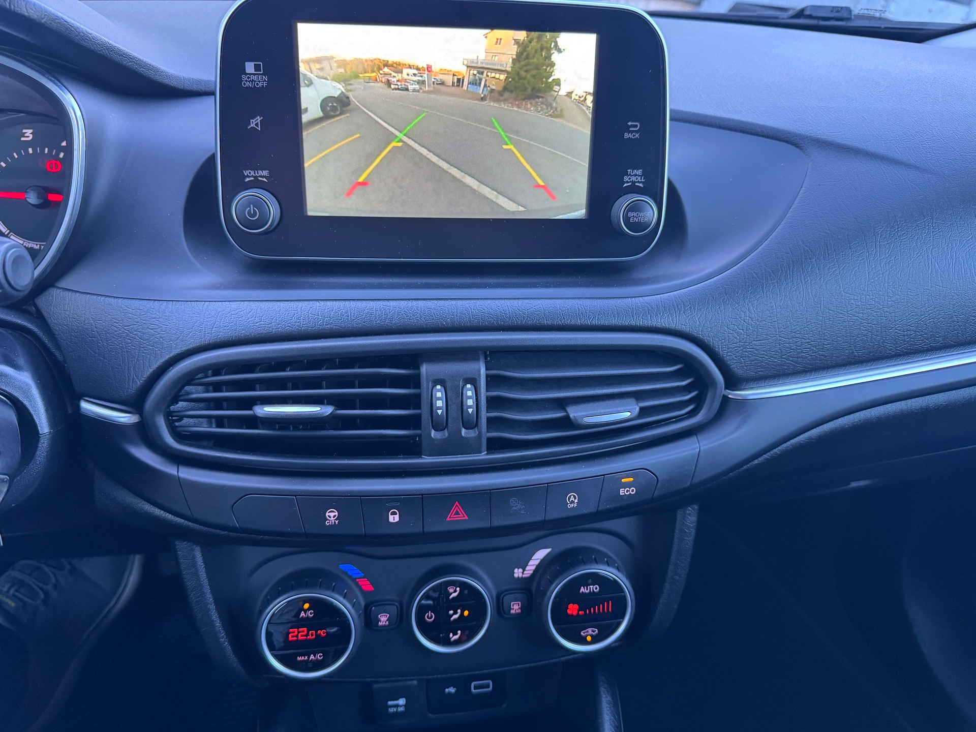 FIAT Tipo 1.6MJ Lounge DCT-6-image-5