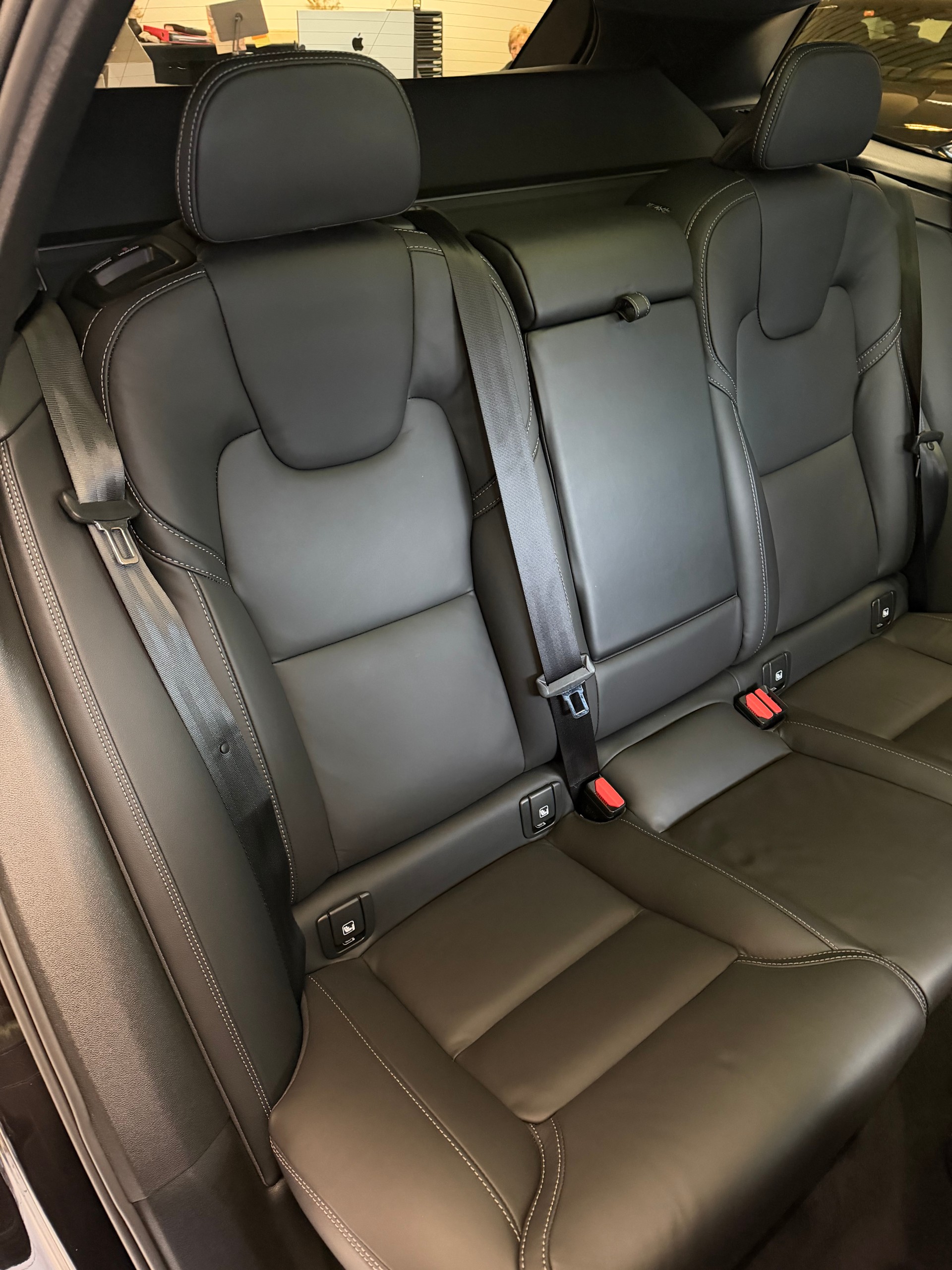 VOLVO XC60 T6 eAWD R-Design Geartronic | SoH 95,6%-image-12