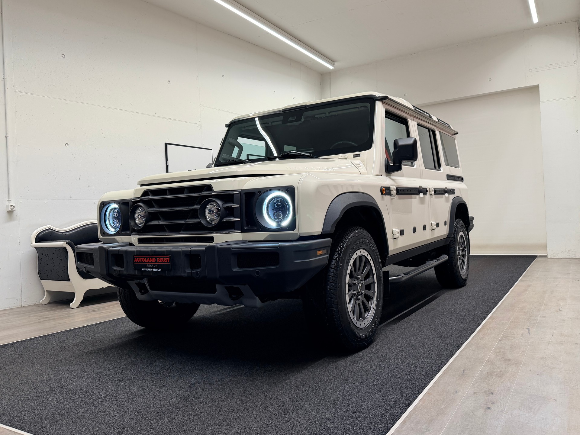 INEOS Grenadier 3.0D Fieldmaster Edition-image-4
