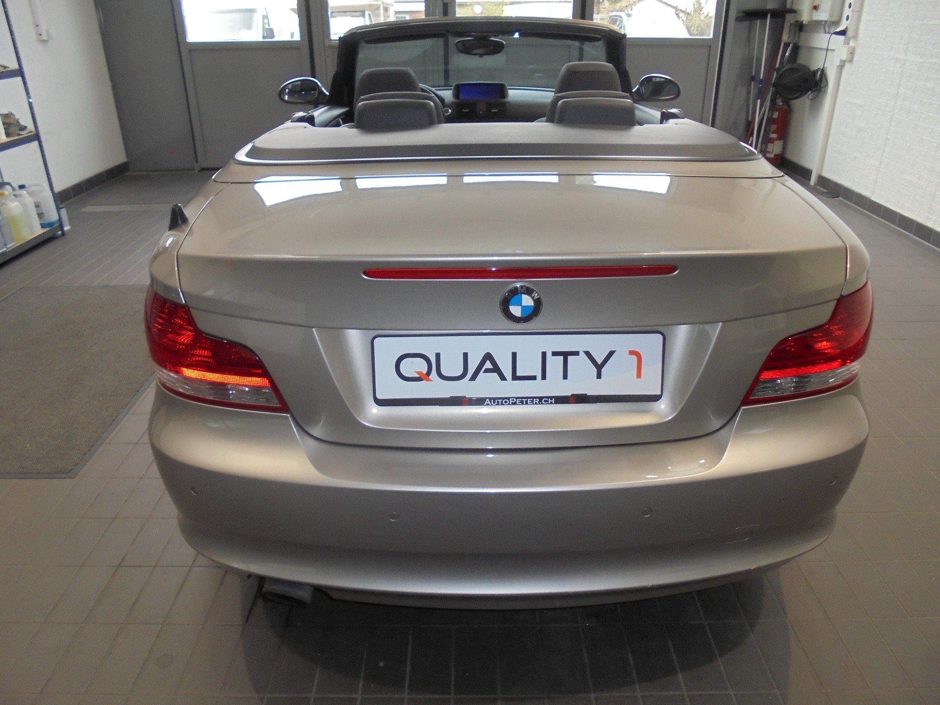 BMW 120i Cabrio Steptronic-image-6