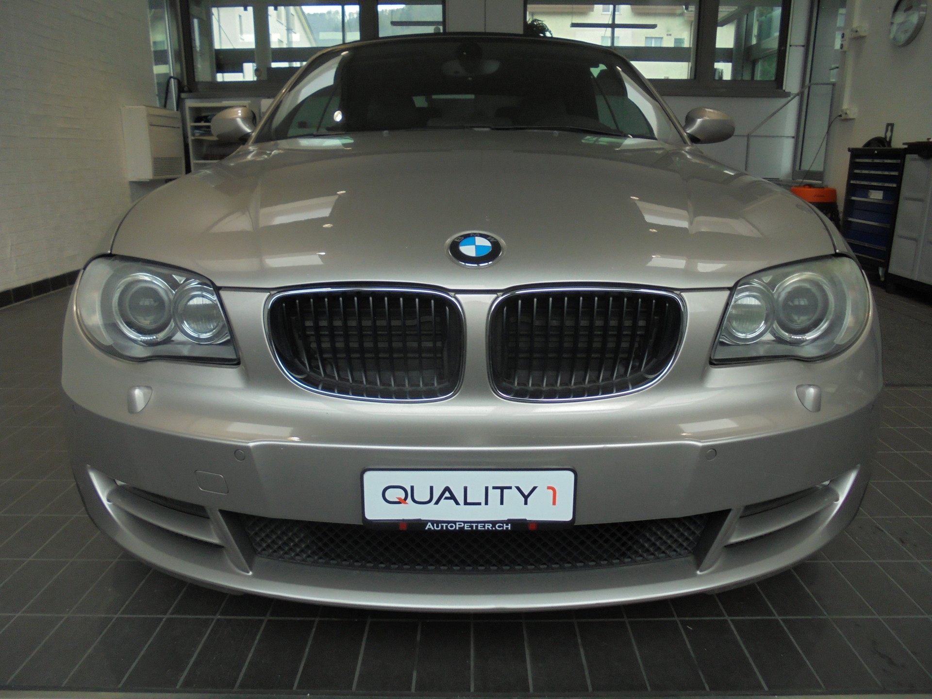 BMW 120i Cabrio Steptronic-image-2