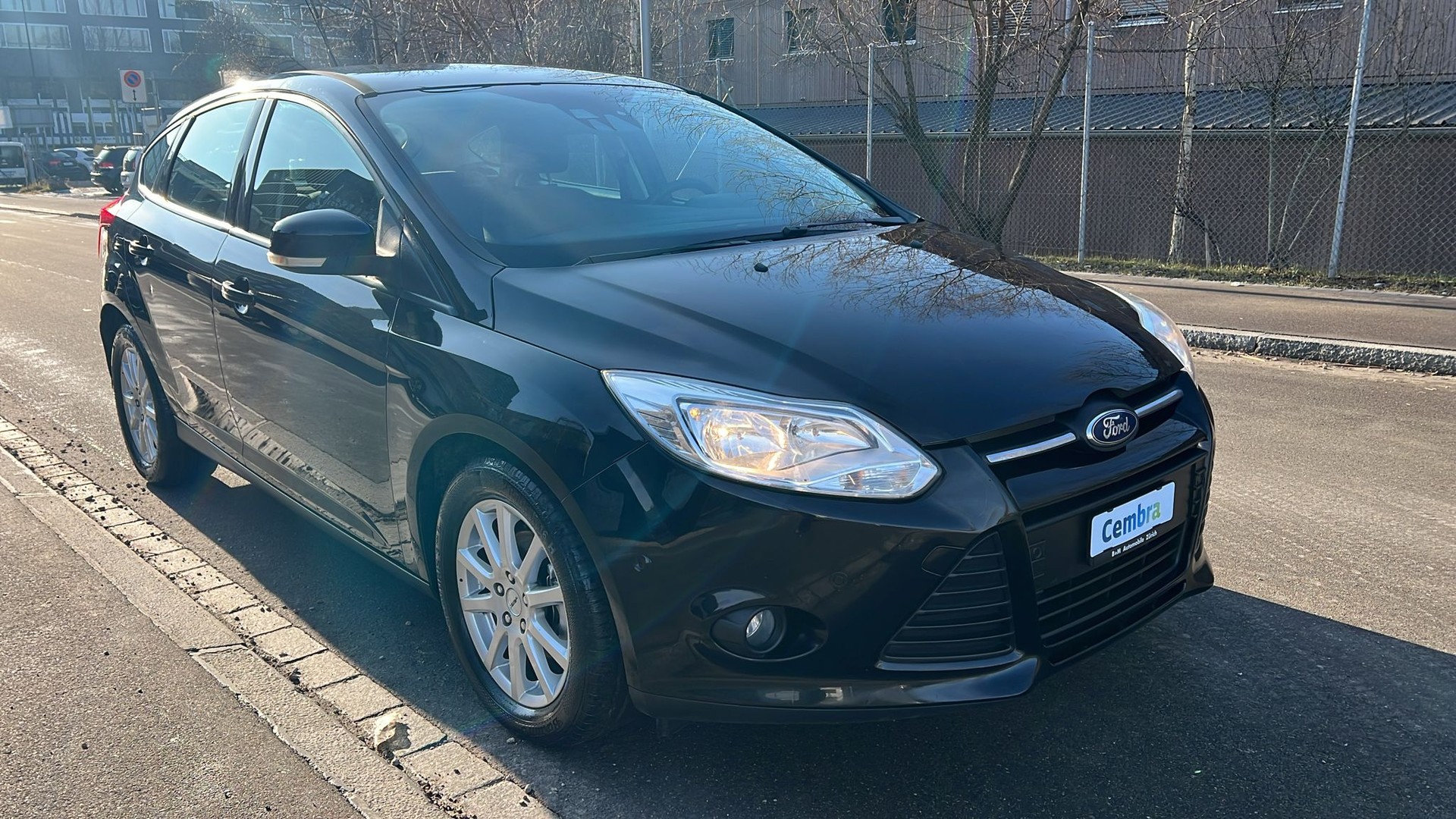 FORD Focus 1.0 SCTi Winner-showroom-element-2
