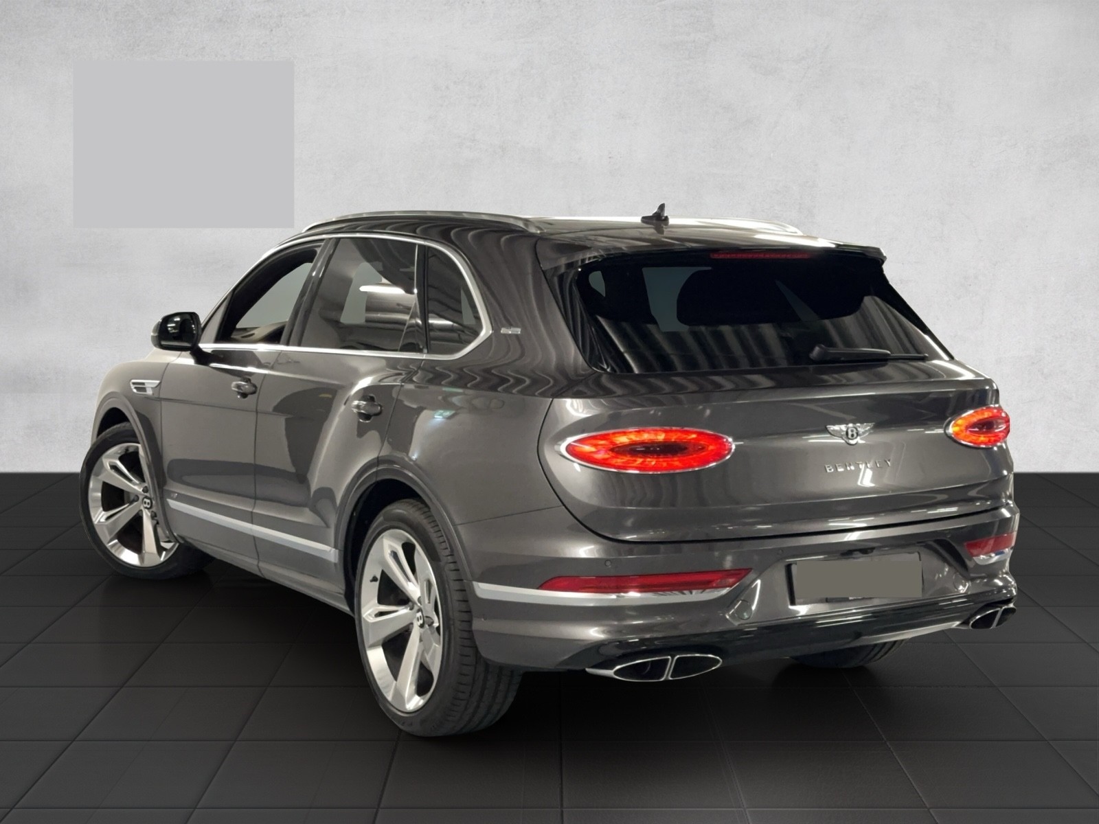 BENTLEY Bentayga V8-image-3