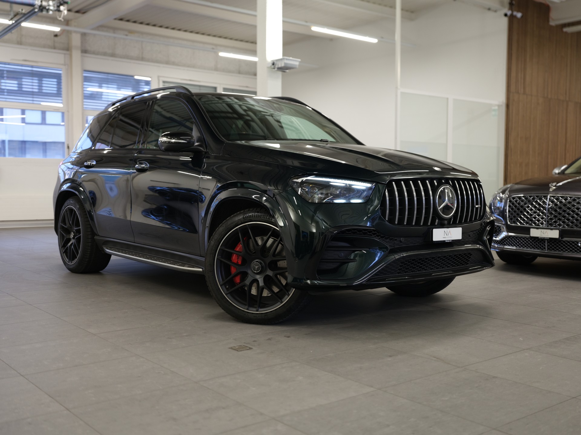 MERCEDES-BENZ GLE 53 AMG 4Matic+ 9G-Speedshift *Pano* *Head-Up* *Burmester* *Carbon Paket* *Sitzbelüftung*
