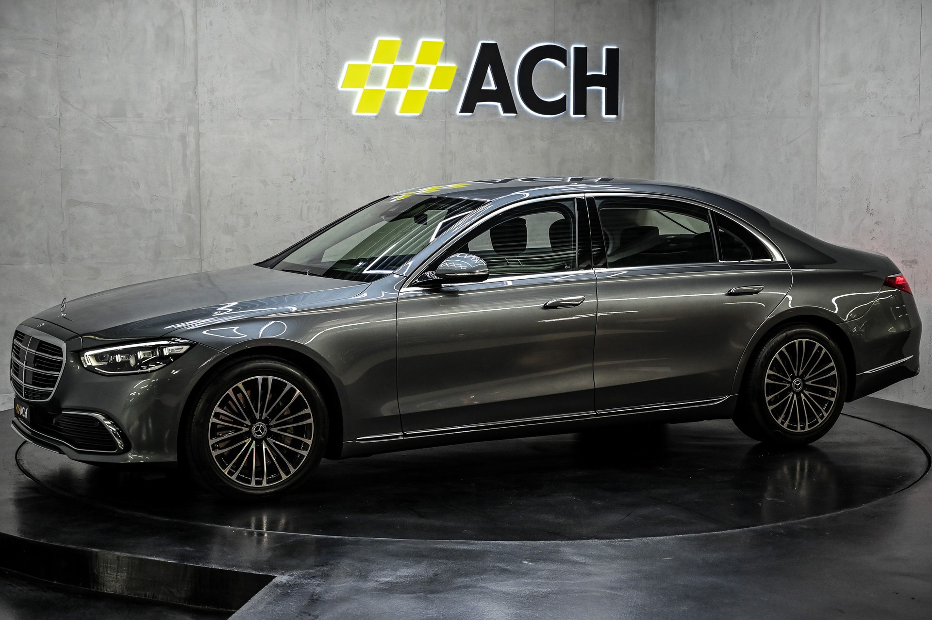 MERCEDES-BENZ S 500 V6 4matic lang-showroom-element-3