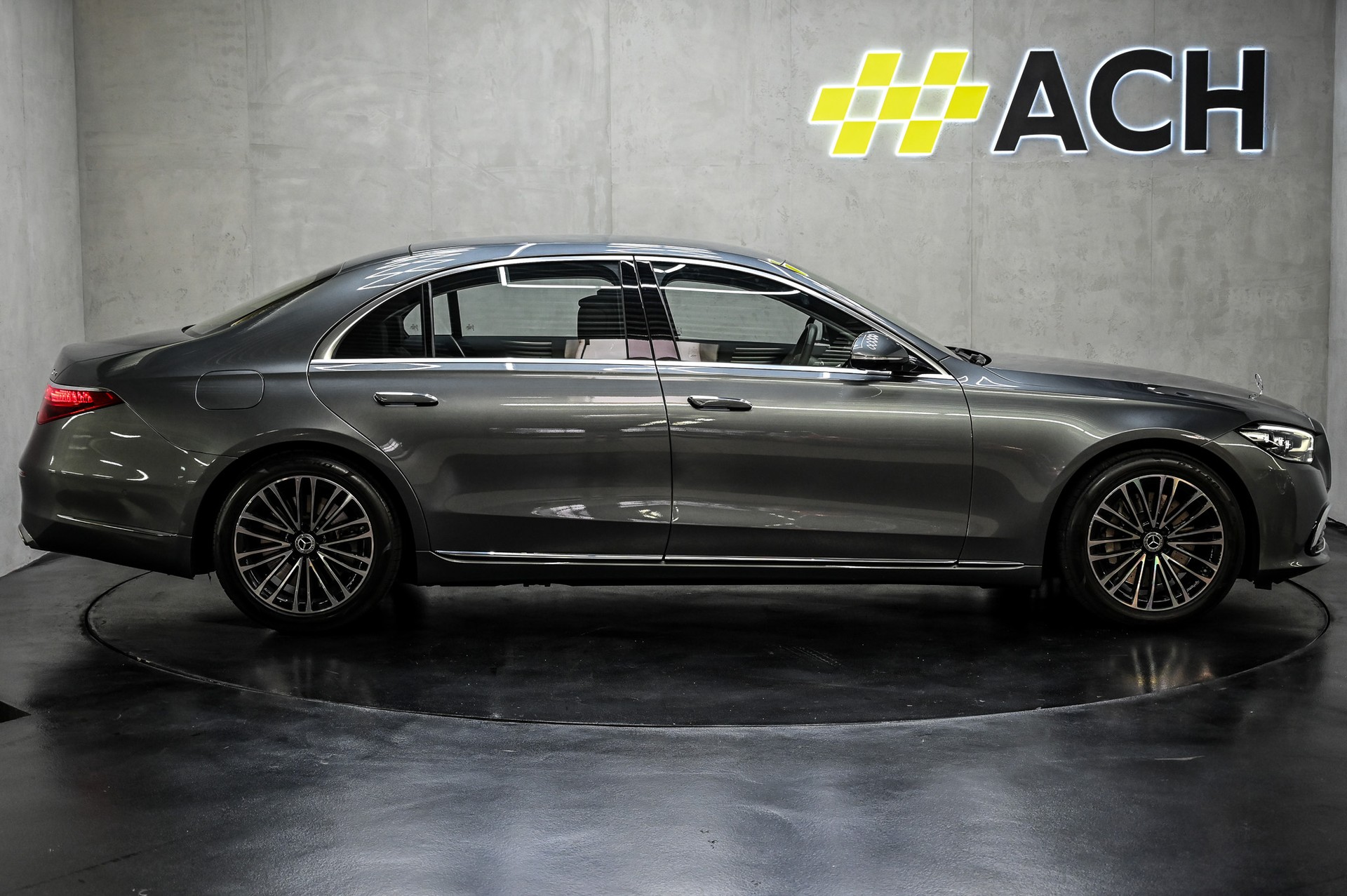 MERCEDES-BENZ S 500 V6 4matic lang-image-10
