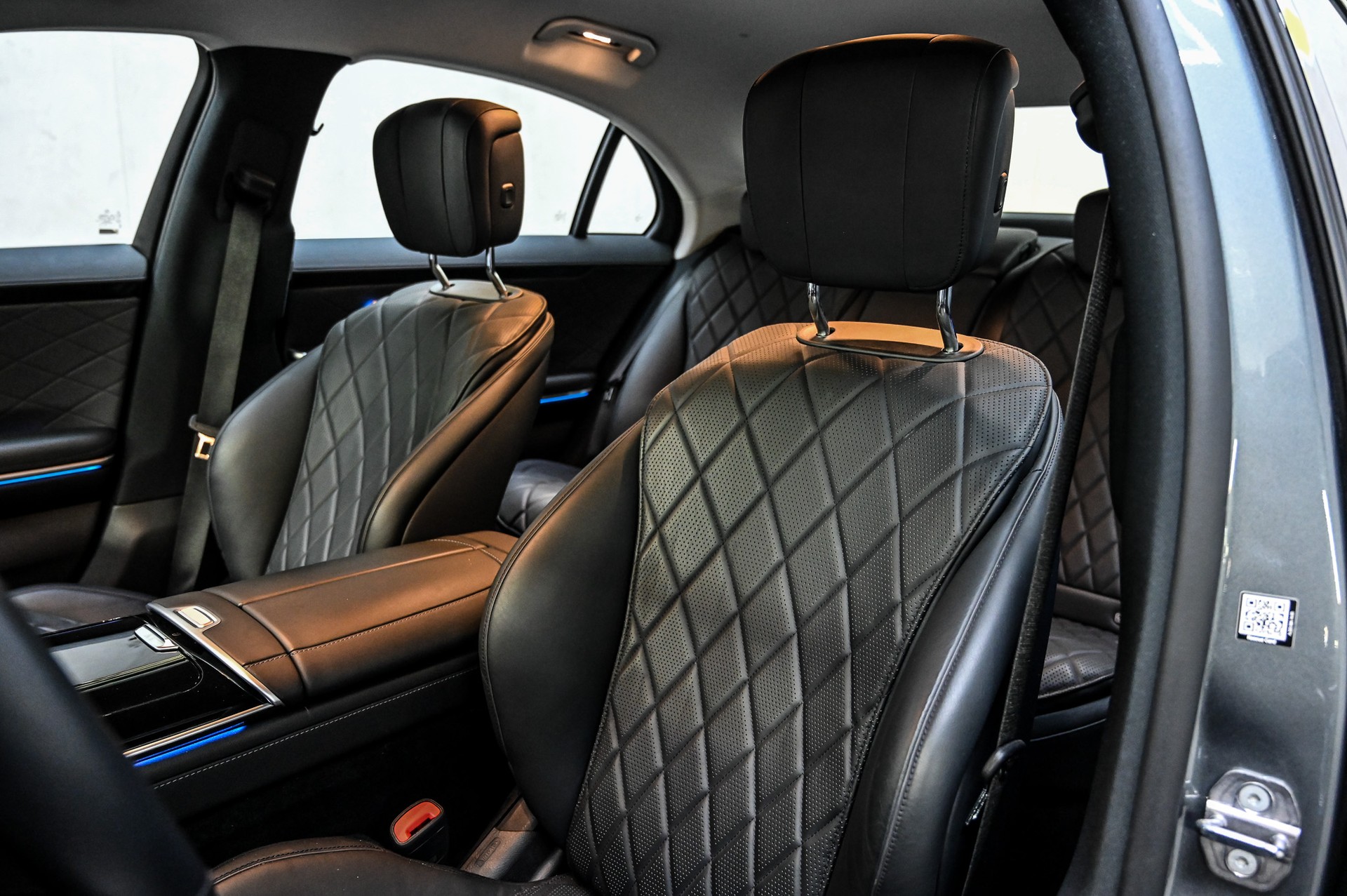MERCEDES-BENZ S 500 V6 4matic lang-image-20
