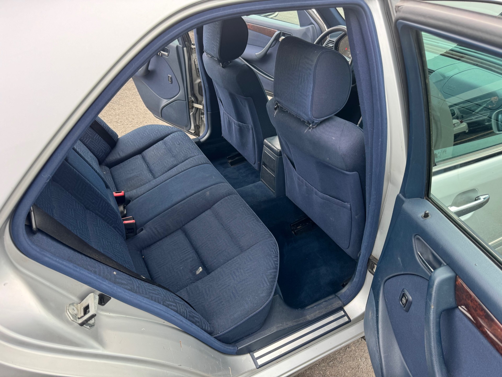 MERCEDES-BENZ C 280 Elégance Automatique-image-11