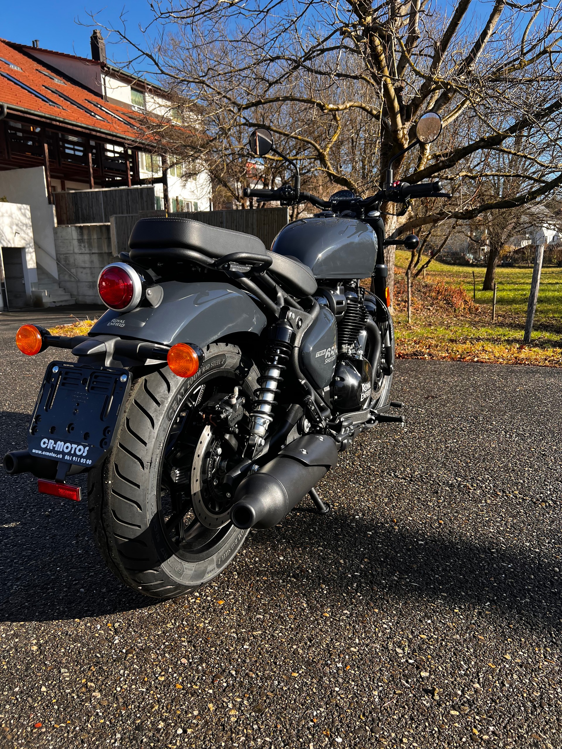 ROYAL ENFIELD Shotgun 650 Single-image-8