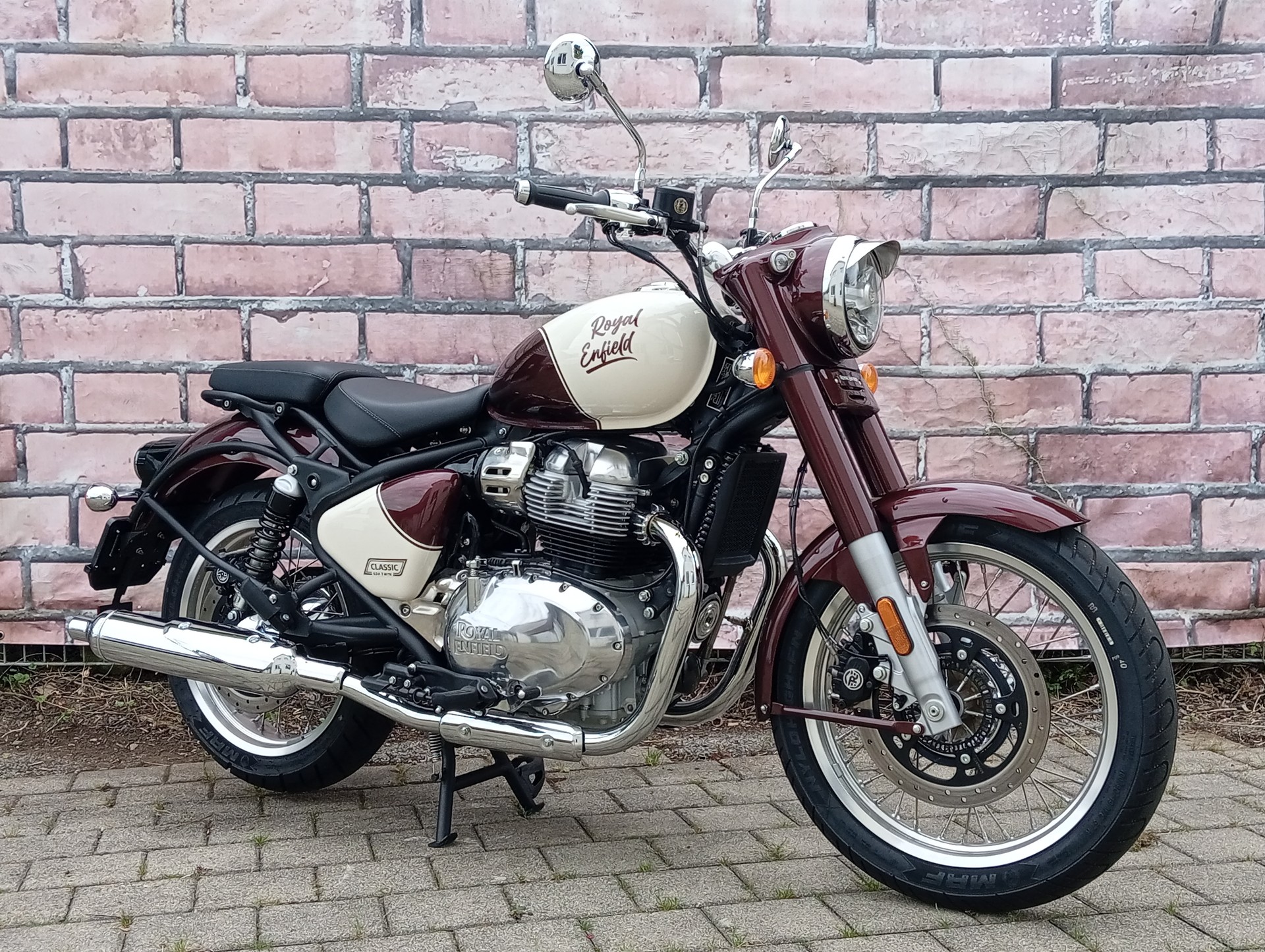 ROYAL ENFIELD Classic 650 Base-image-2