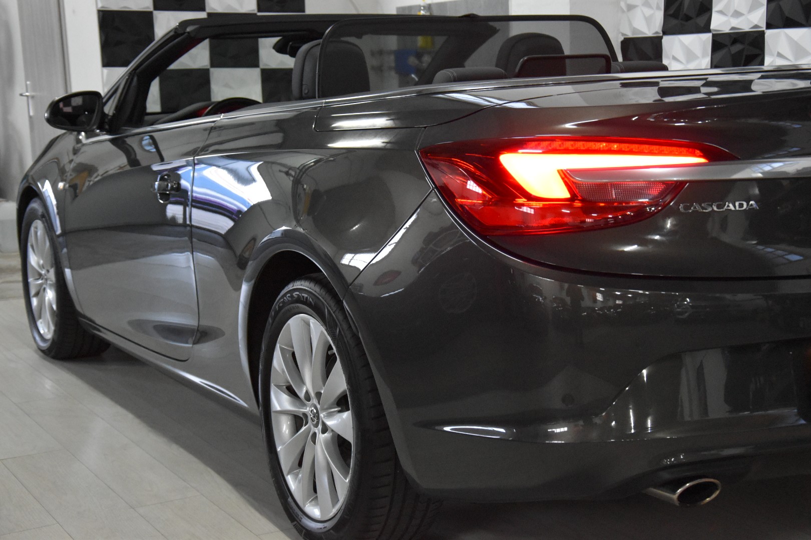 OPEL Cascada 1.6i 16V Cosmo Automat-image-4