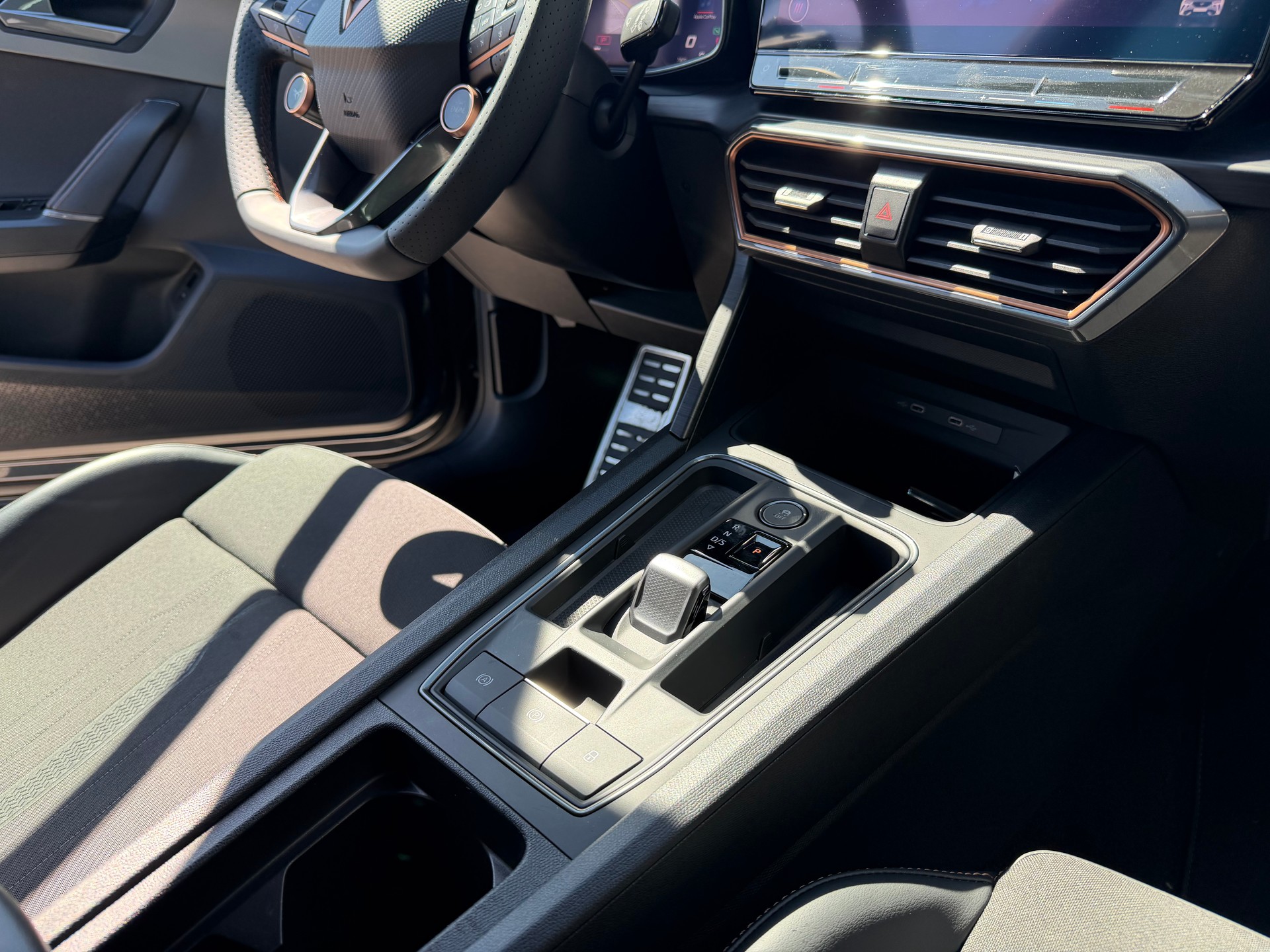CUPRA Formentor 2.0TSI VZ 4Drive DSG-image-16