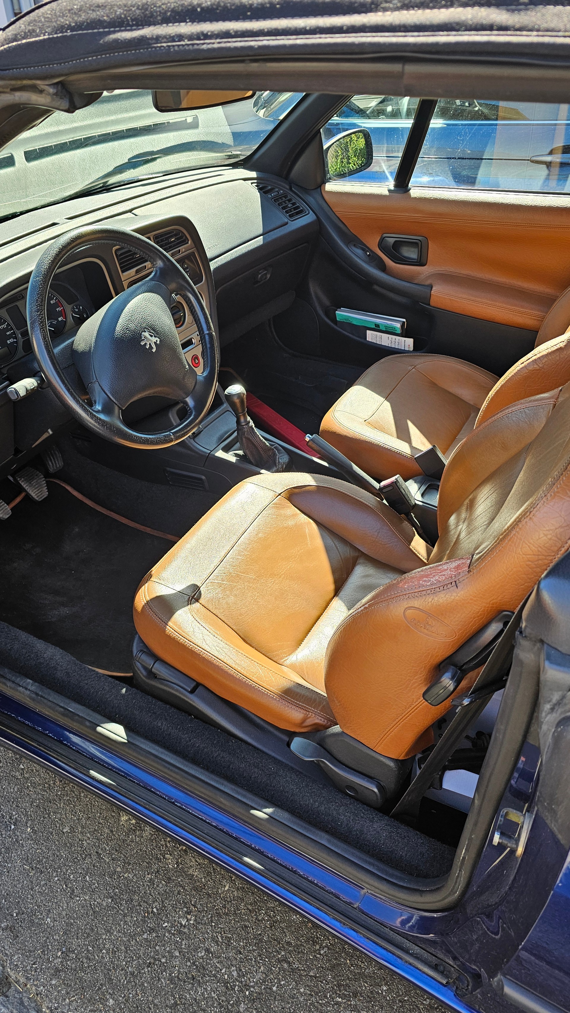 PEUGEOT 306 Cabrio 2.0 16V Swiss-image-5