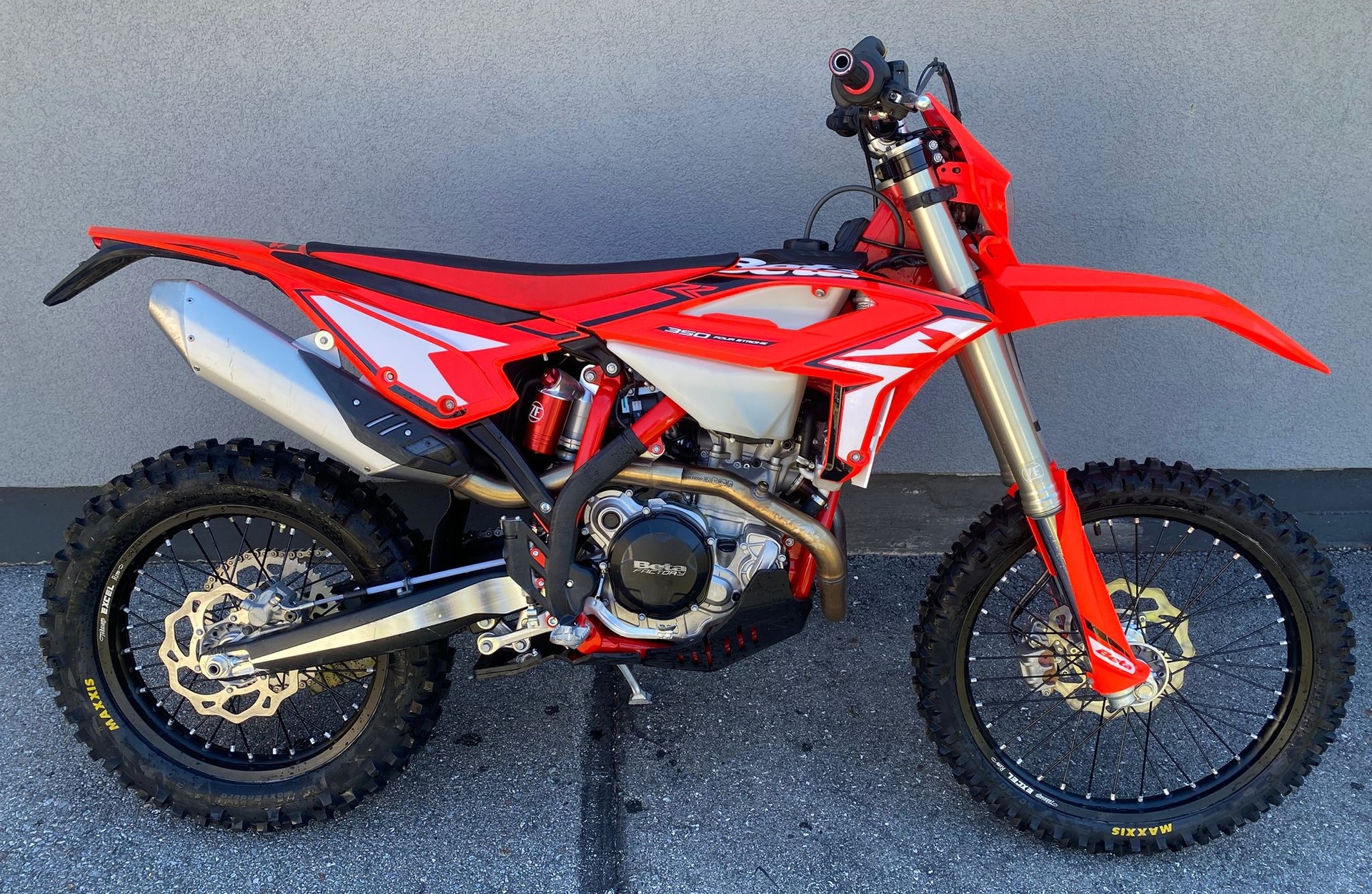 BETA RR-E 350-4T EFI Enduro-image-0
