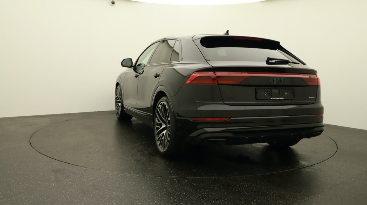 AUDI Q8 SUV TDI quattro 210 kW S line-showroom-element-3
