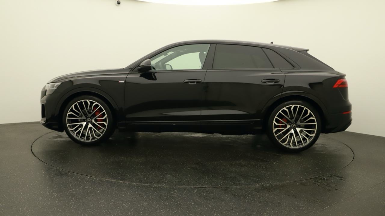 AUDI Q8 SUV TDI quattro 210 kW S line-showroom-element-1