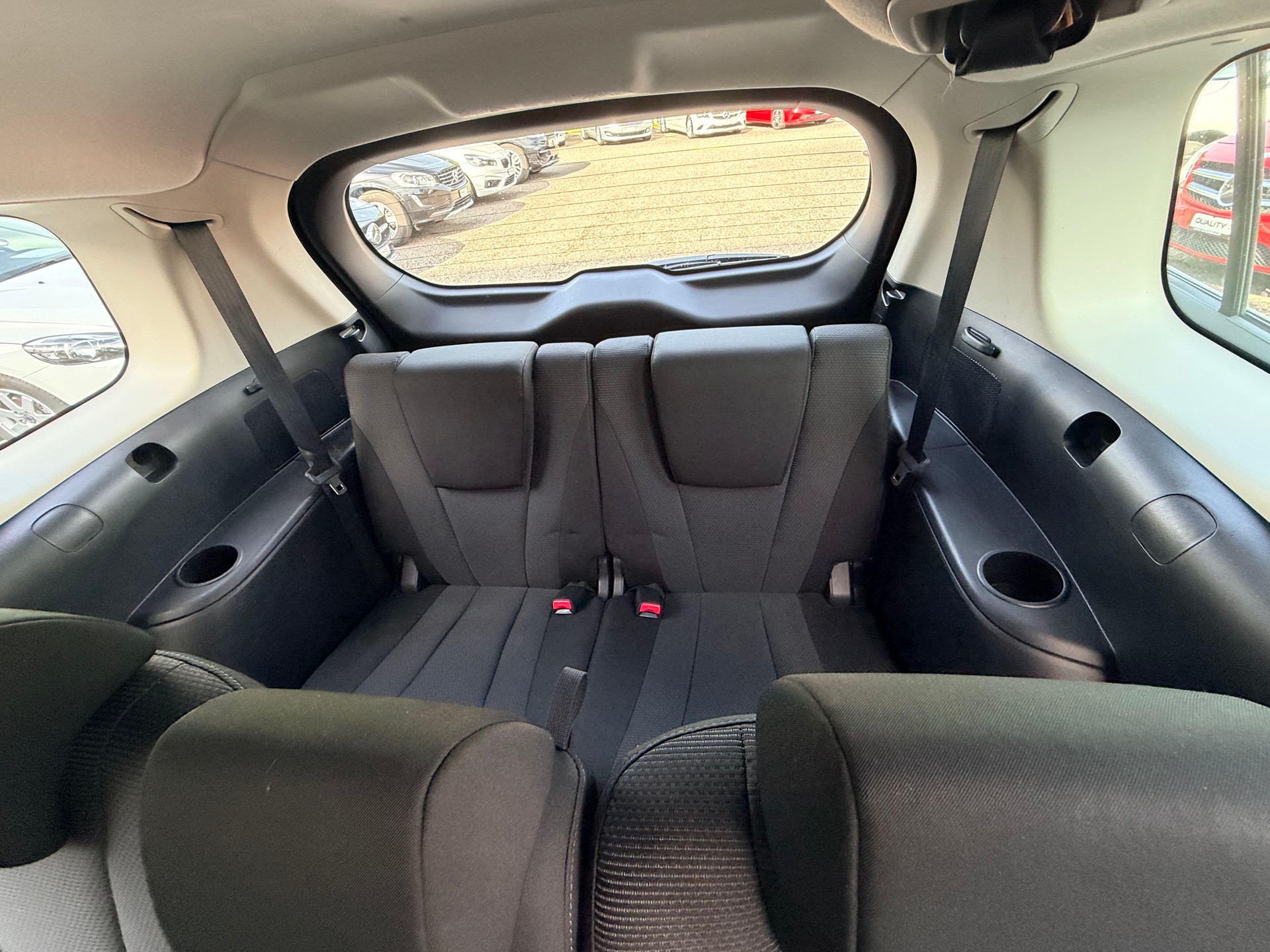 MAZDA 5 1.8 16V Confort-image-17