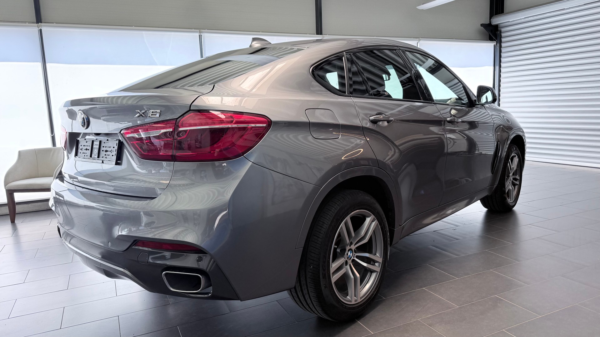 BMW X6 30d xDrive-image-21