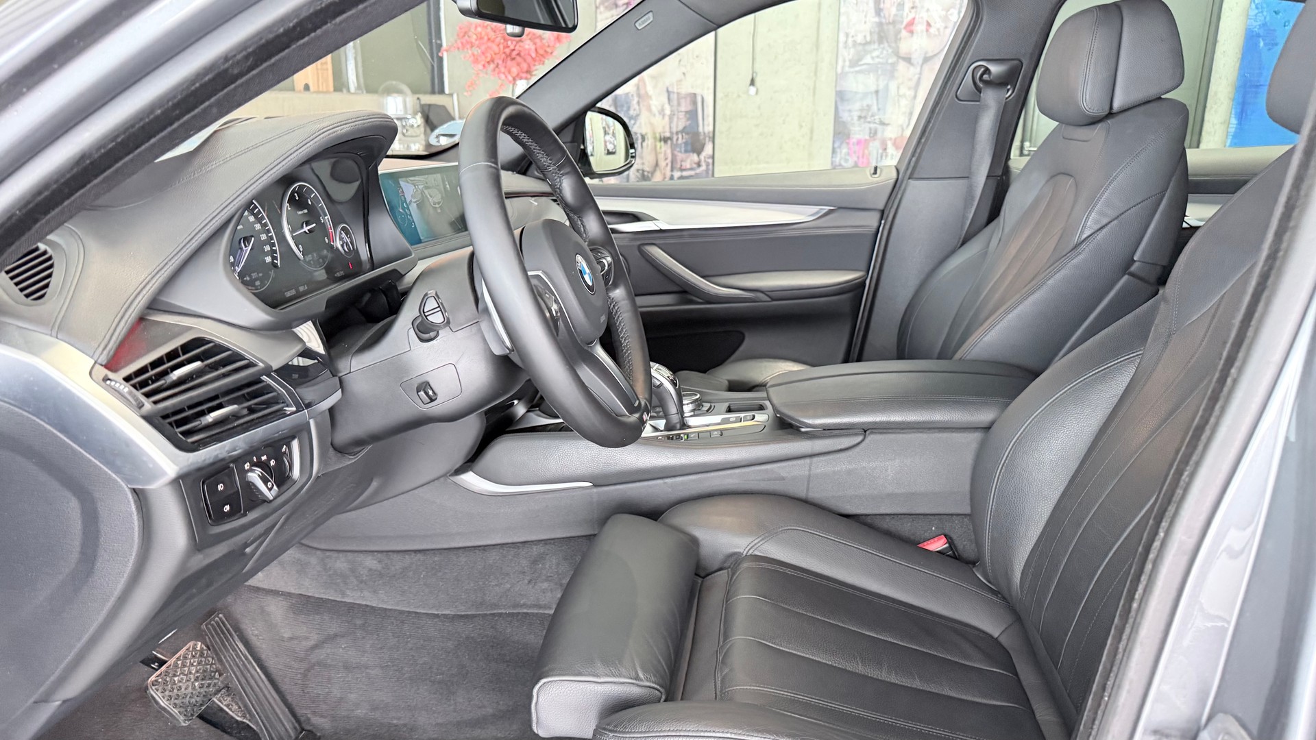BMW X6 30d xDrive-image-10