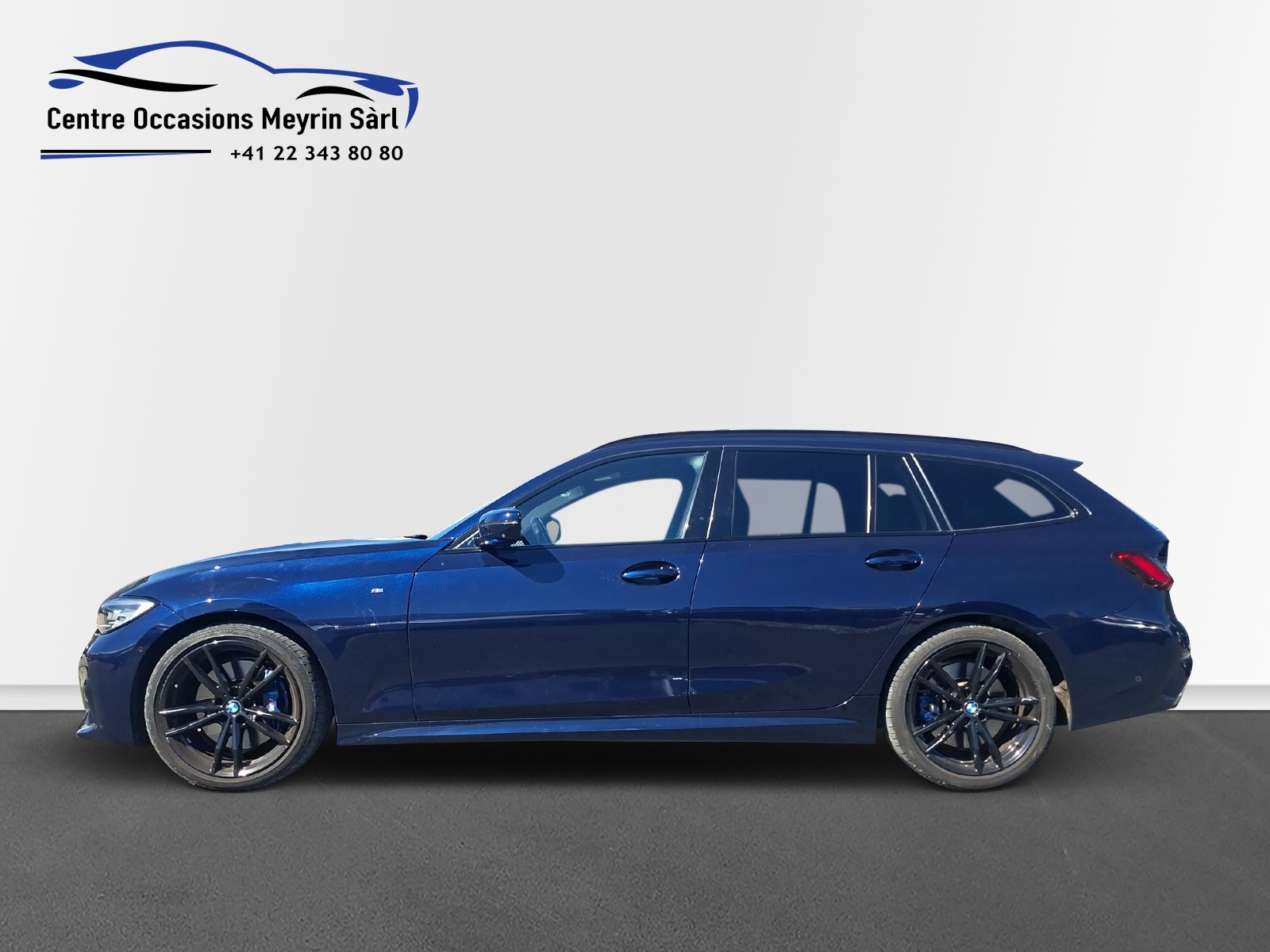 BMW 330i Touring xDrive Steptronic M Sport-showroom-element-1