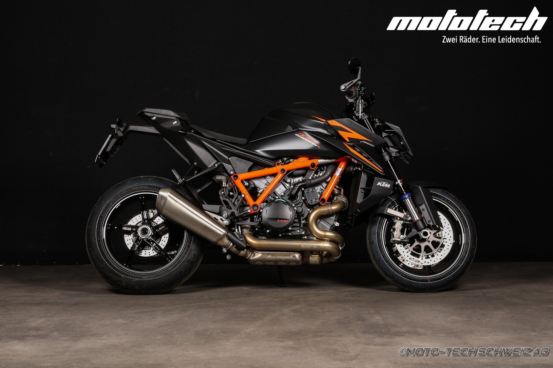 KTM 1390 Super Duke R EVO-image-0