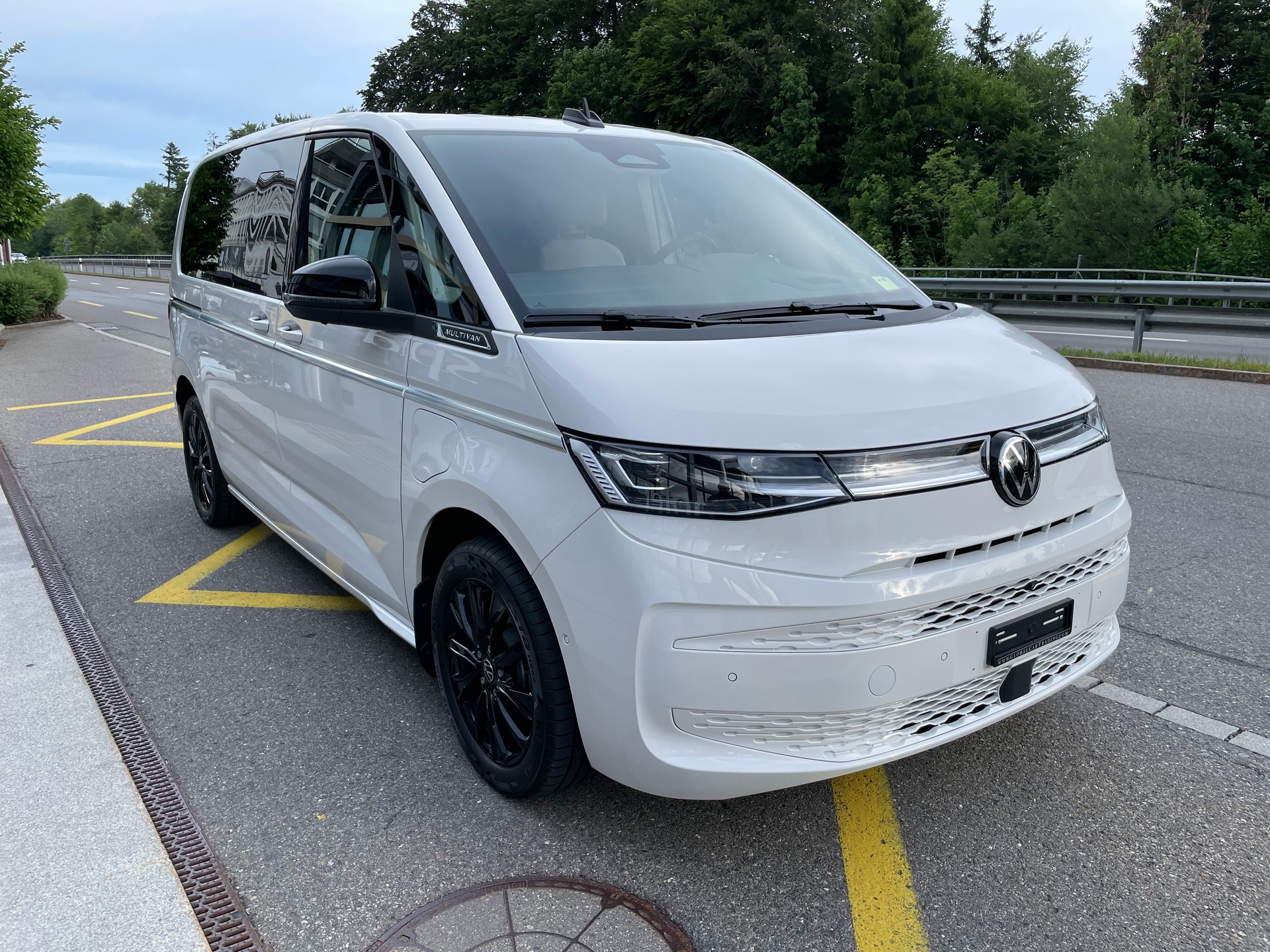 VW Multivan 1.5 eHybrid Style 4Motion DSG-showroom-element-2
