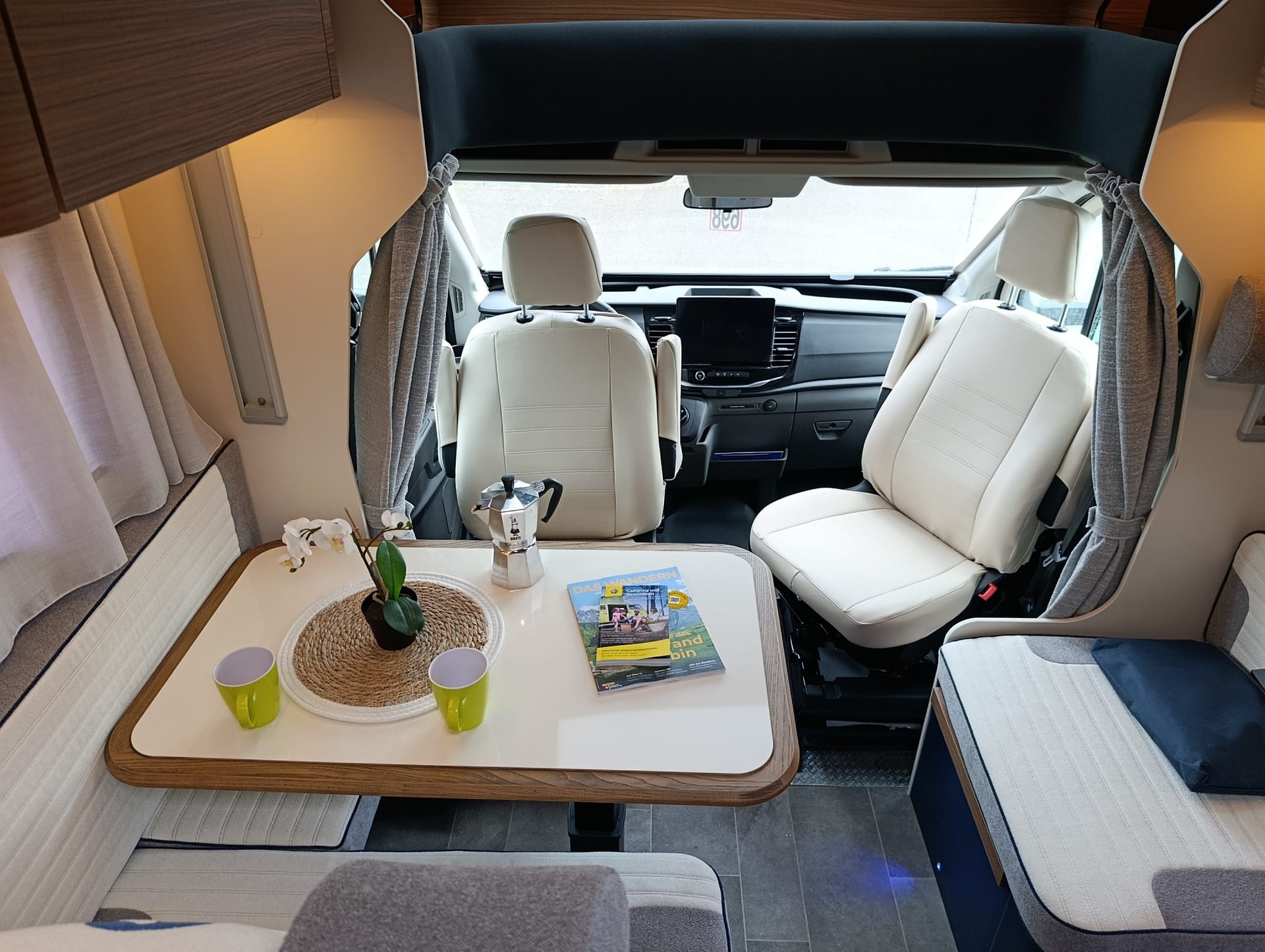 RIMOR Sailer 95 ***Premium-Ausstattung zum unschlagbaren Preis***Automat 165PS *5 Plätzer *Bordcomputer *Rückfahrkamera *Navigation*-showroom-element-1